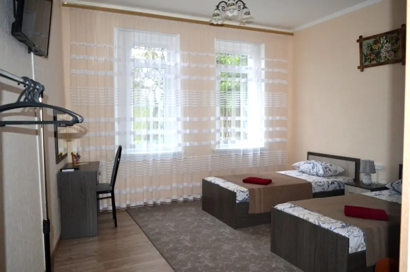 Апартаменты с Двумя Отдельными Спальнями в Районе Автовокзала