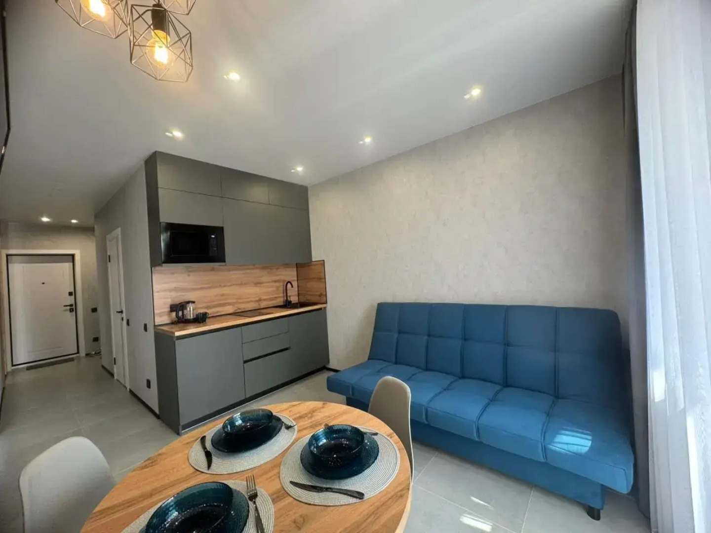 Апартаменты Дизайнерская евродвушка Район Грин Хауз