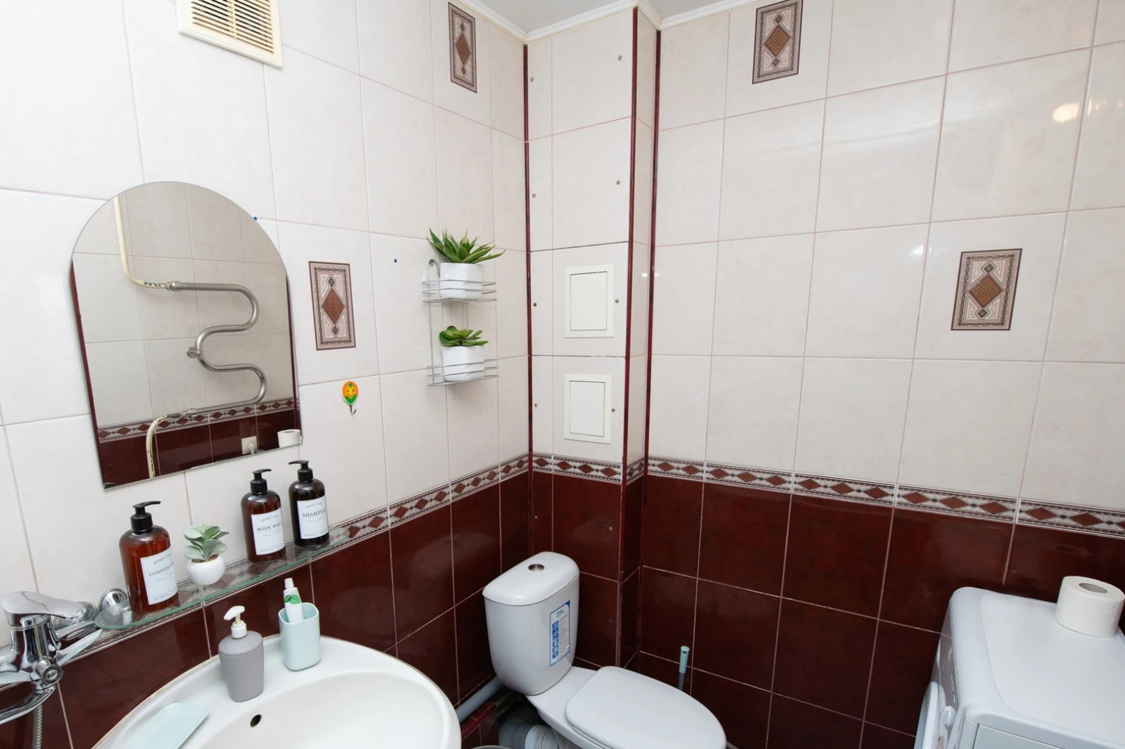 Апартаменты Сирень на главной улице с видом на Драмтеатр