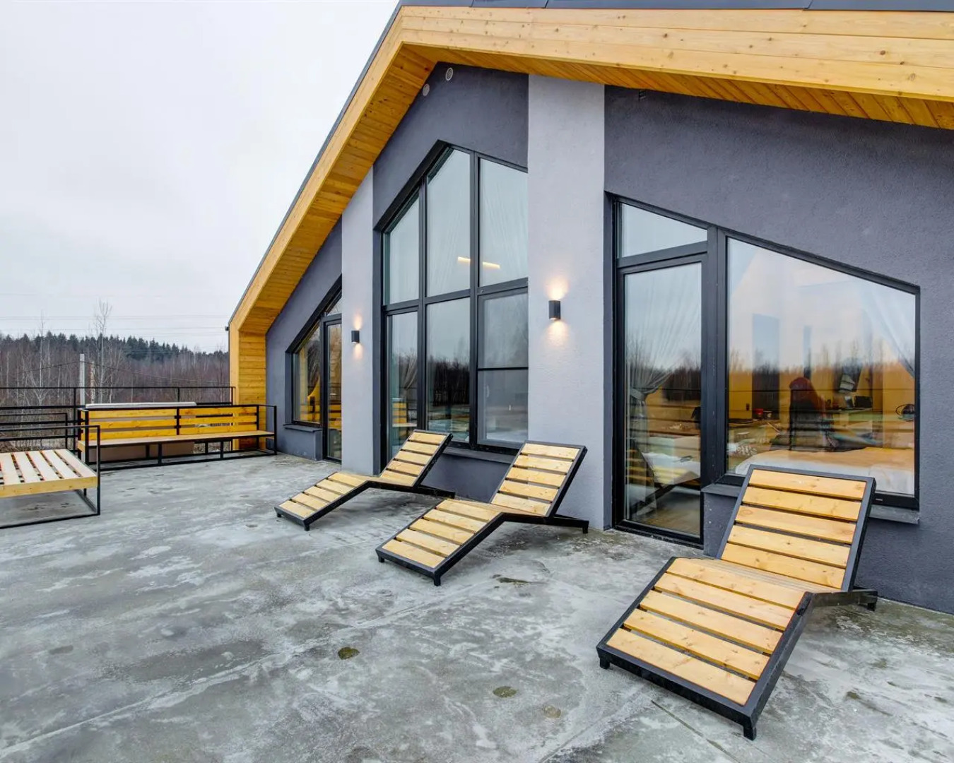 Villingston Residence