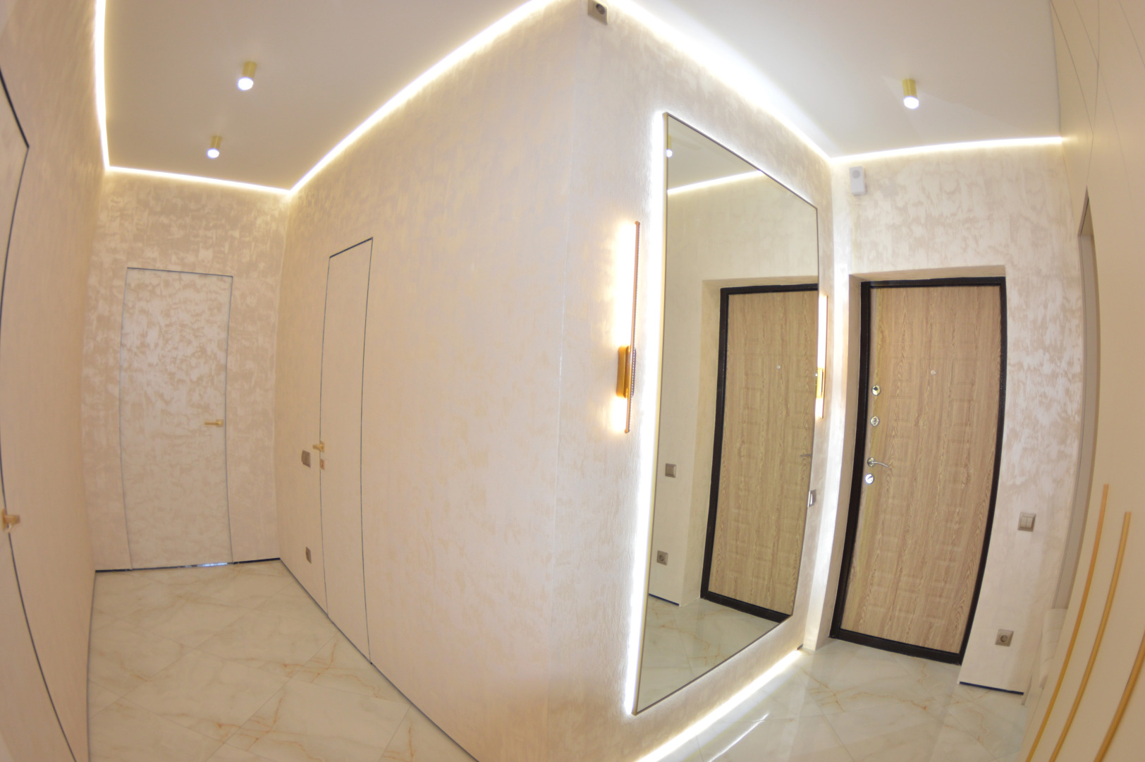 Квартира Дизайнерская Евротрешка на Мира 5 В