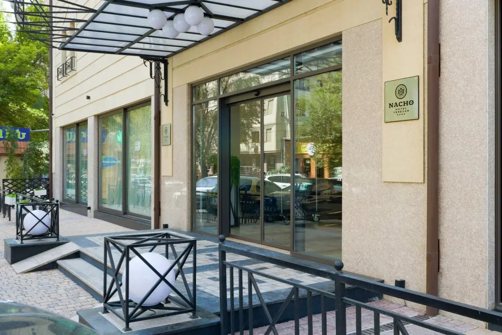 Nacho Hotel Yerevan, By One