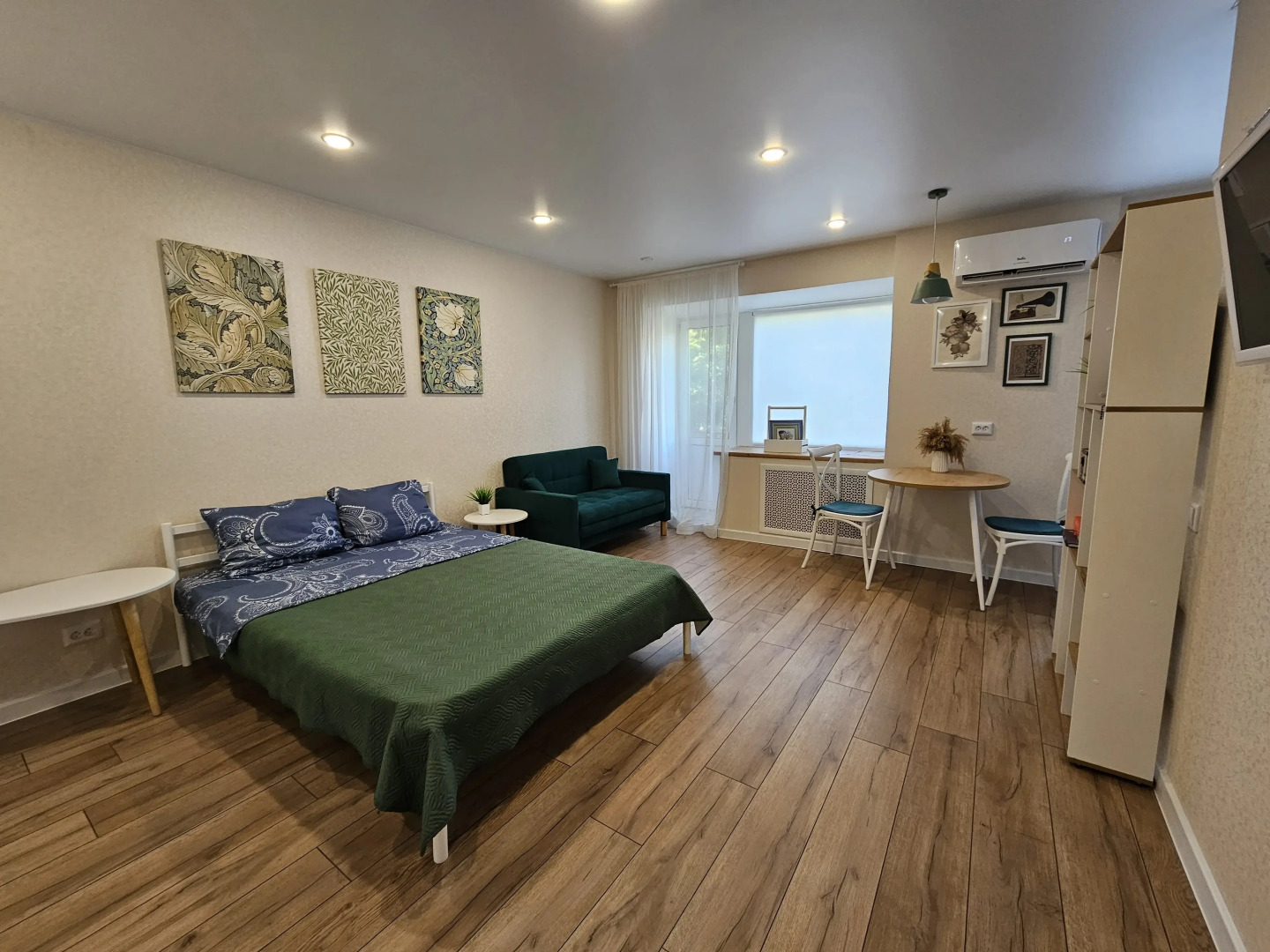 Квартира на улице Мельникайте 90А