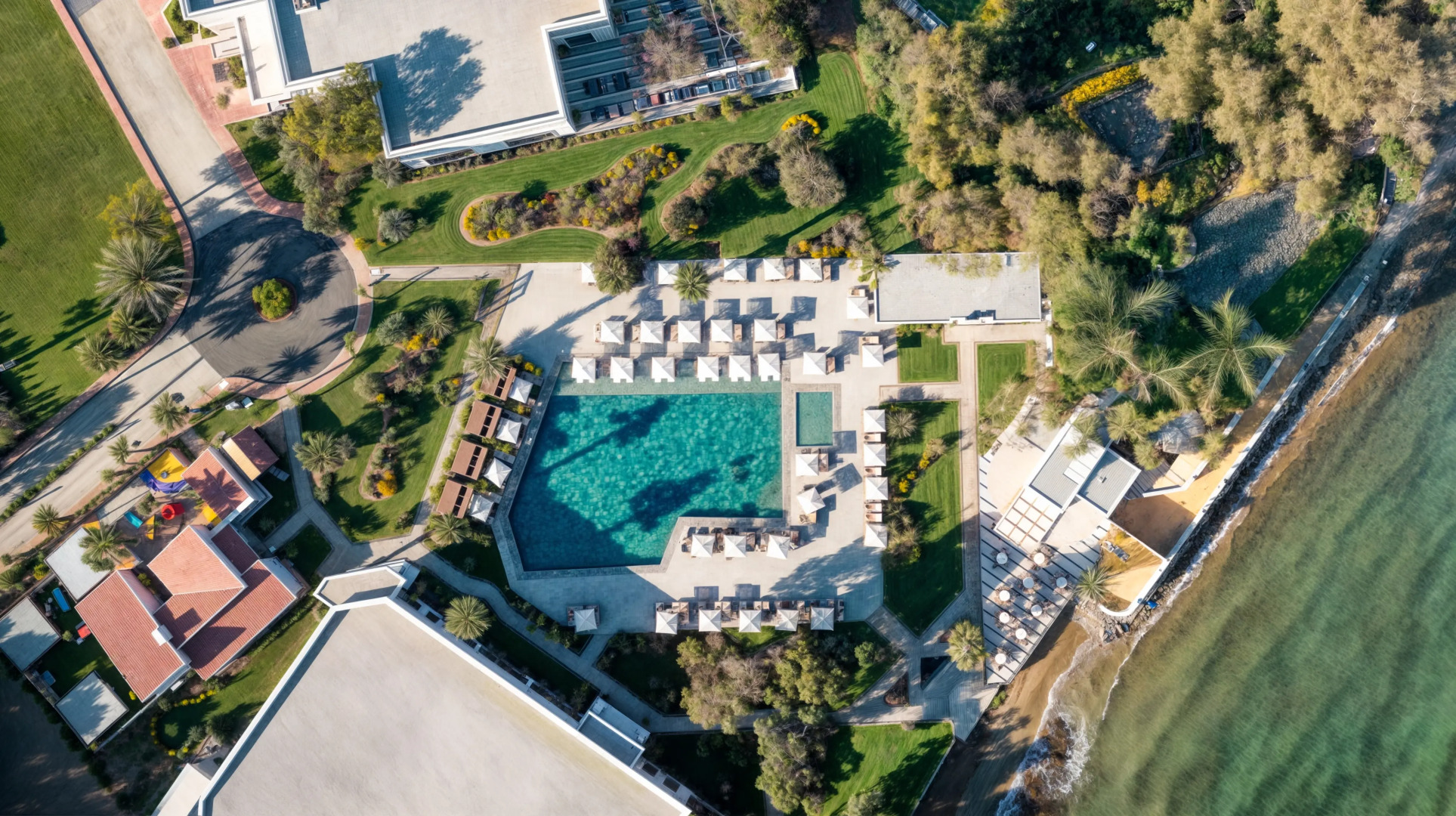 Merit Royal Gardens Hotel & Casino