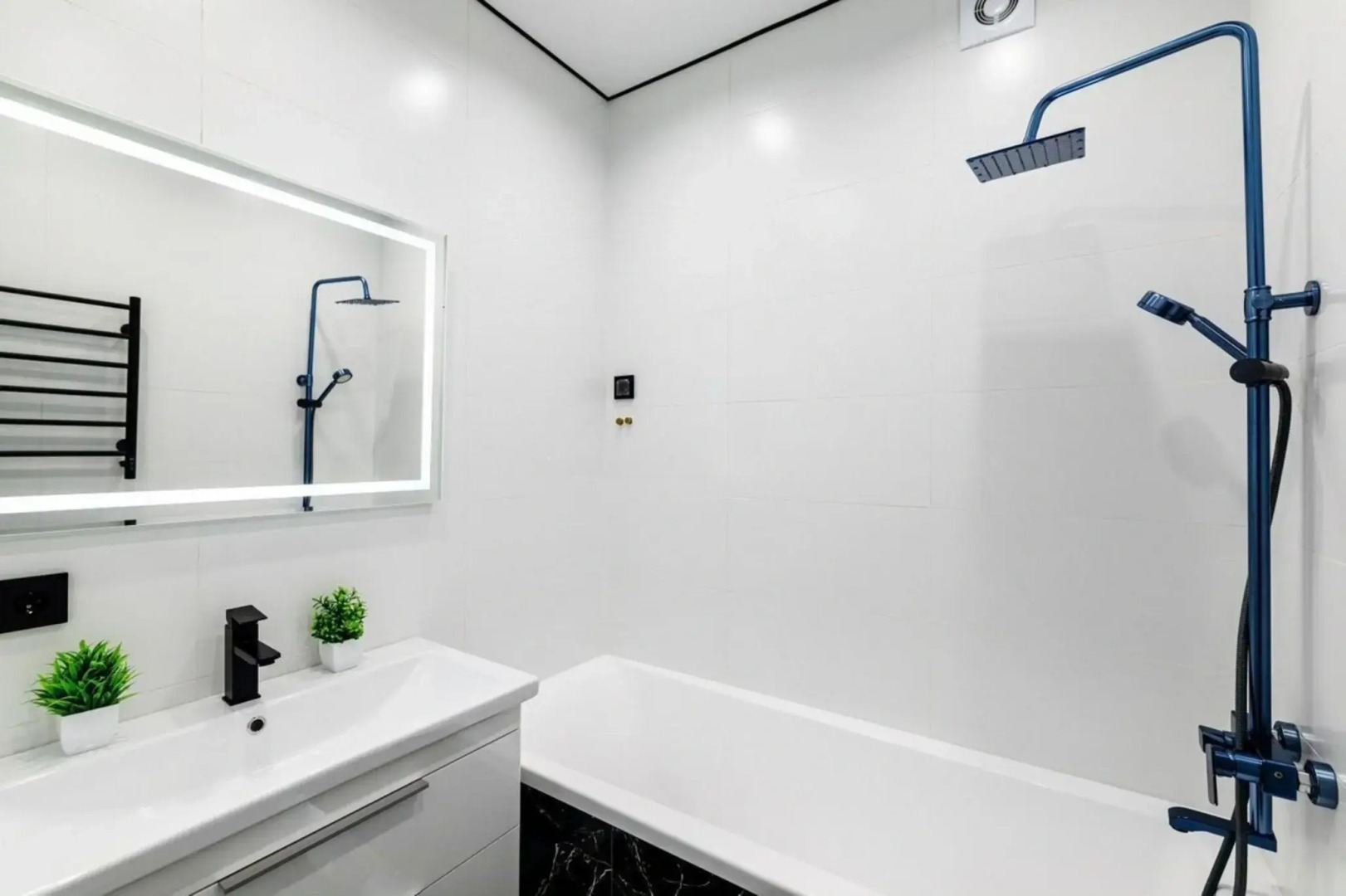 Квартира Стильная 2-к в ЖК Бизнес-класса "SavinHouse" в 5 минутах от Аквапарка Ривьера