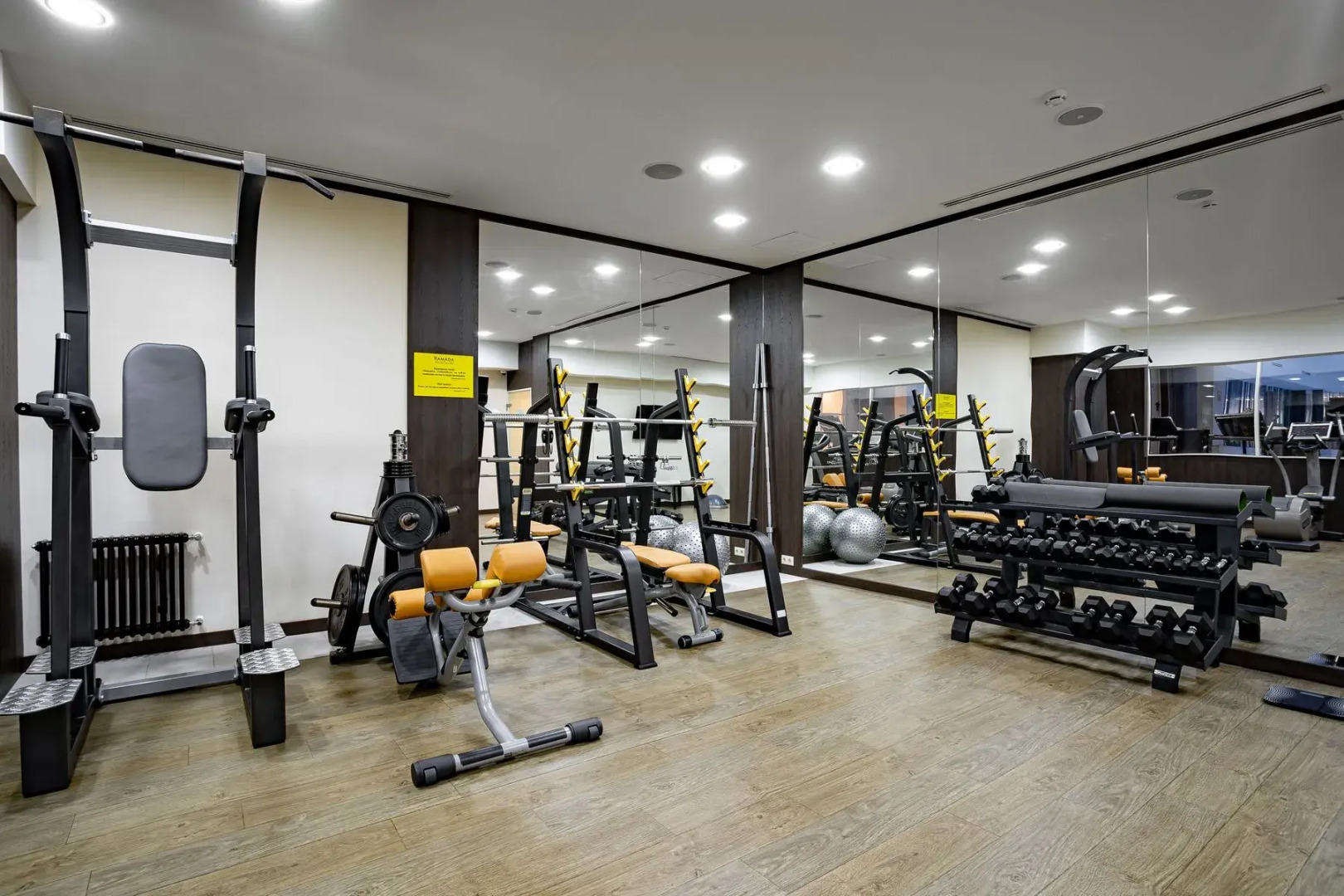 Апарт-Отель Ramada hotel&suites by Wyndham Novosibirsk Zhukovka