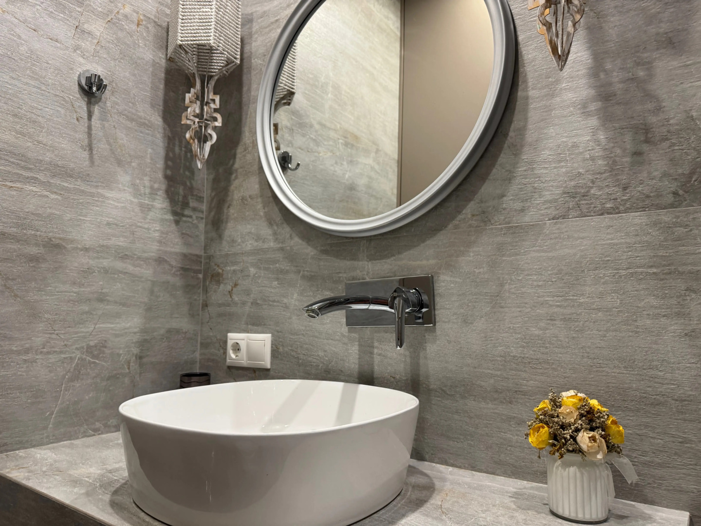 Квартира в  доме с бассейном рядом с морем