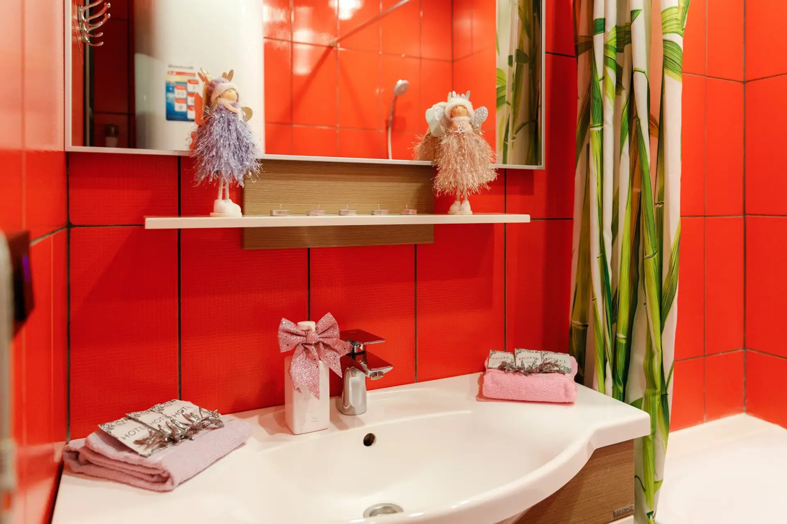 Квартира PrezentHaus на Чичканова 70б