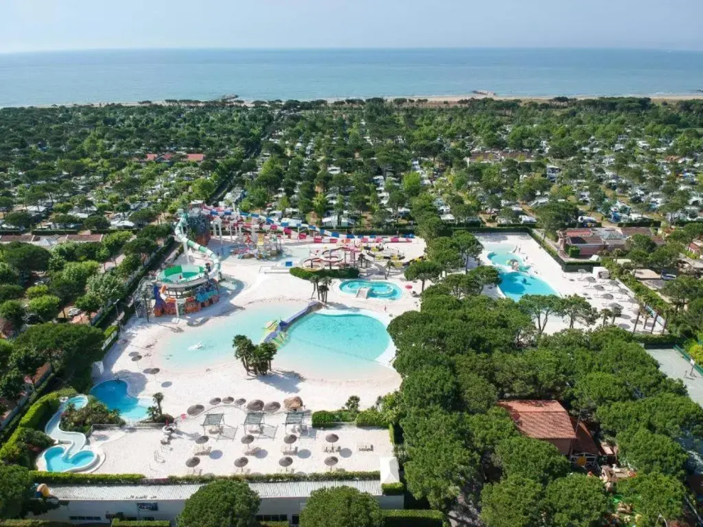 Курортный отель resort Luxury Camp at Union Lido