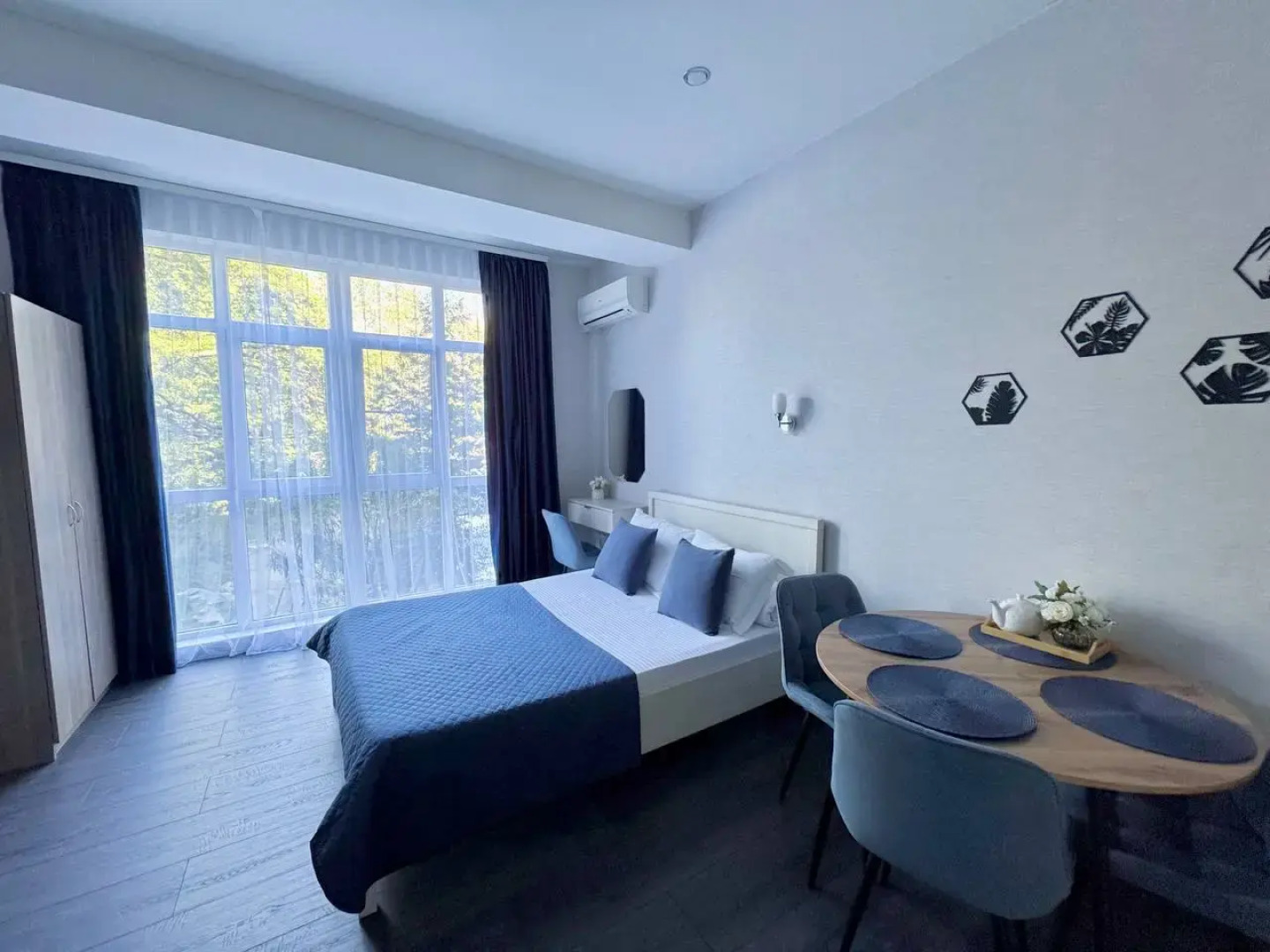 Апартаменты Студия ЖитьВСочиКруто в 10 Минутах Пешком до Моря