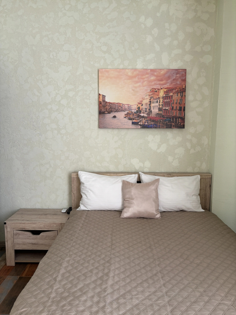 Вилла с бассейном и 5 мастер спальнями