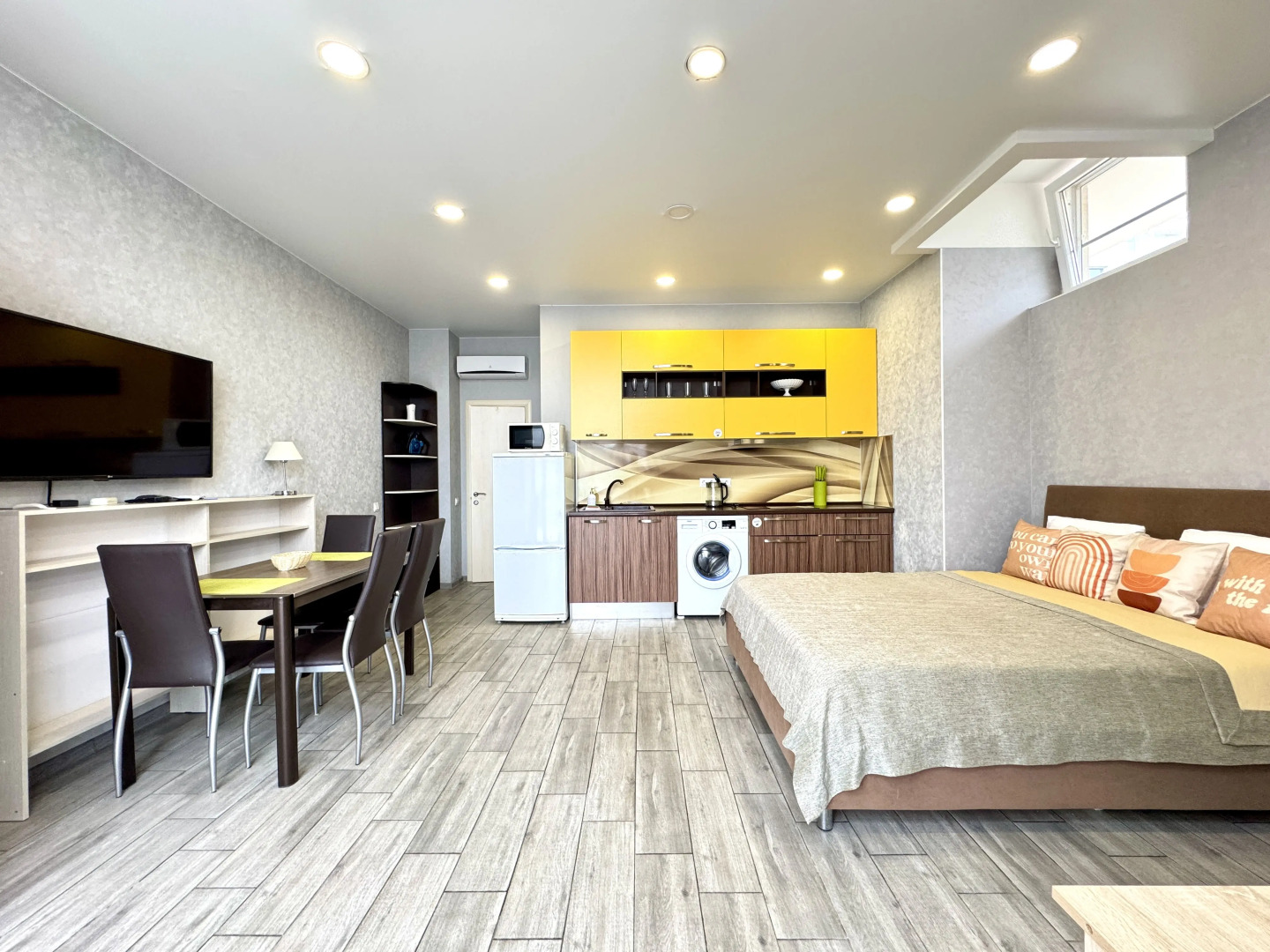 Апартаменты  Бульвар Надежд 6/2