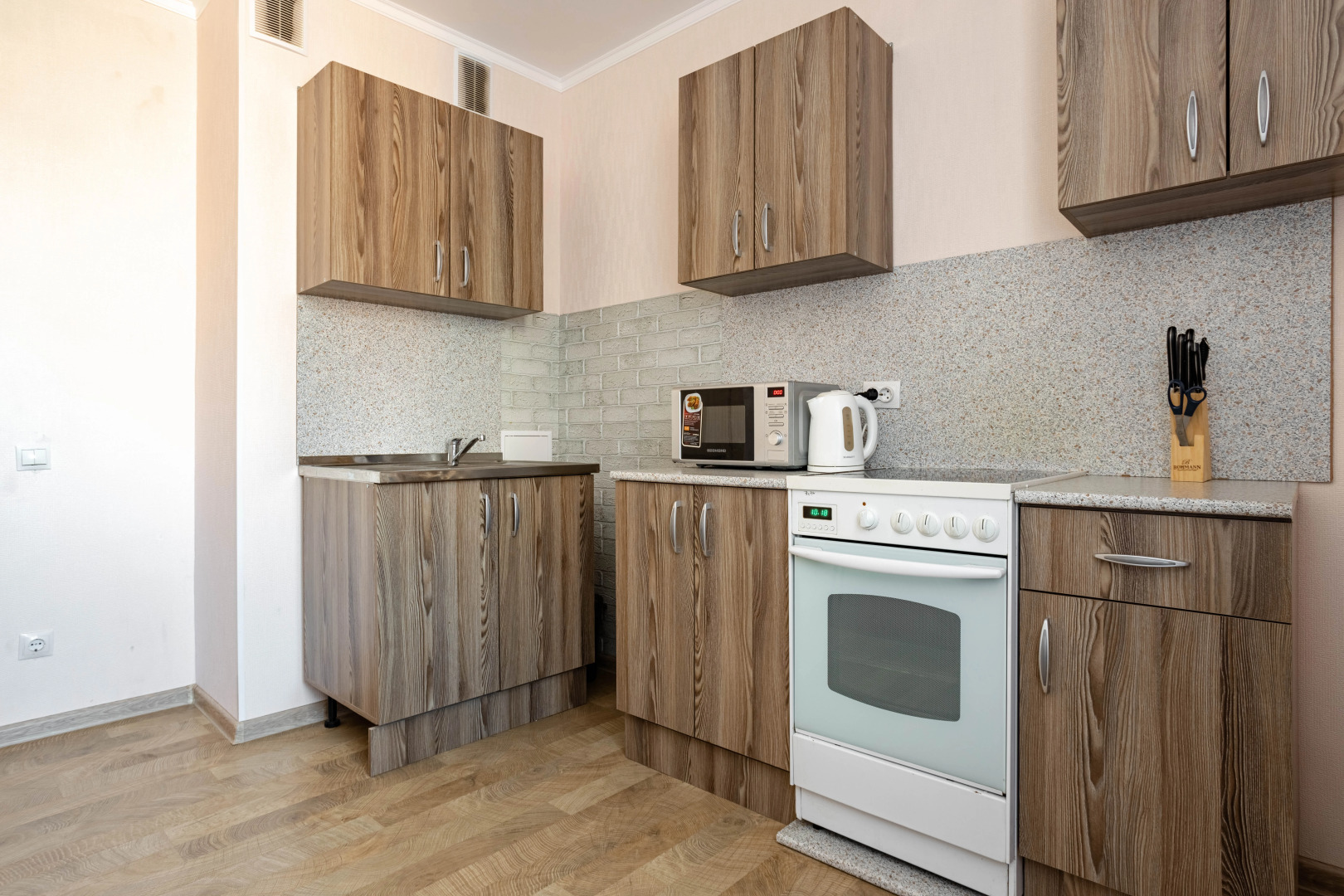 Квартира 1ка Nevabed в Металлострое На Садовой