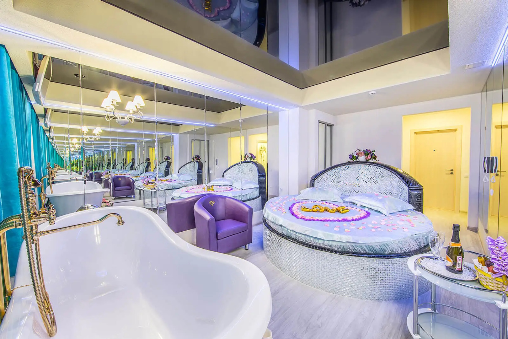 Отель Алекс на Петроградской