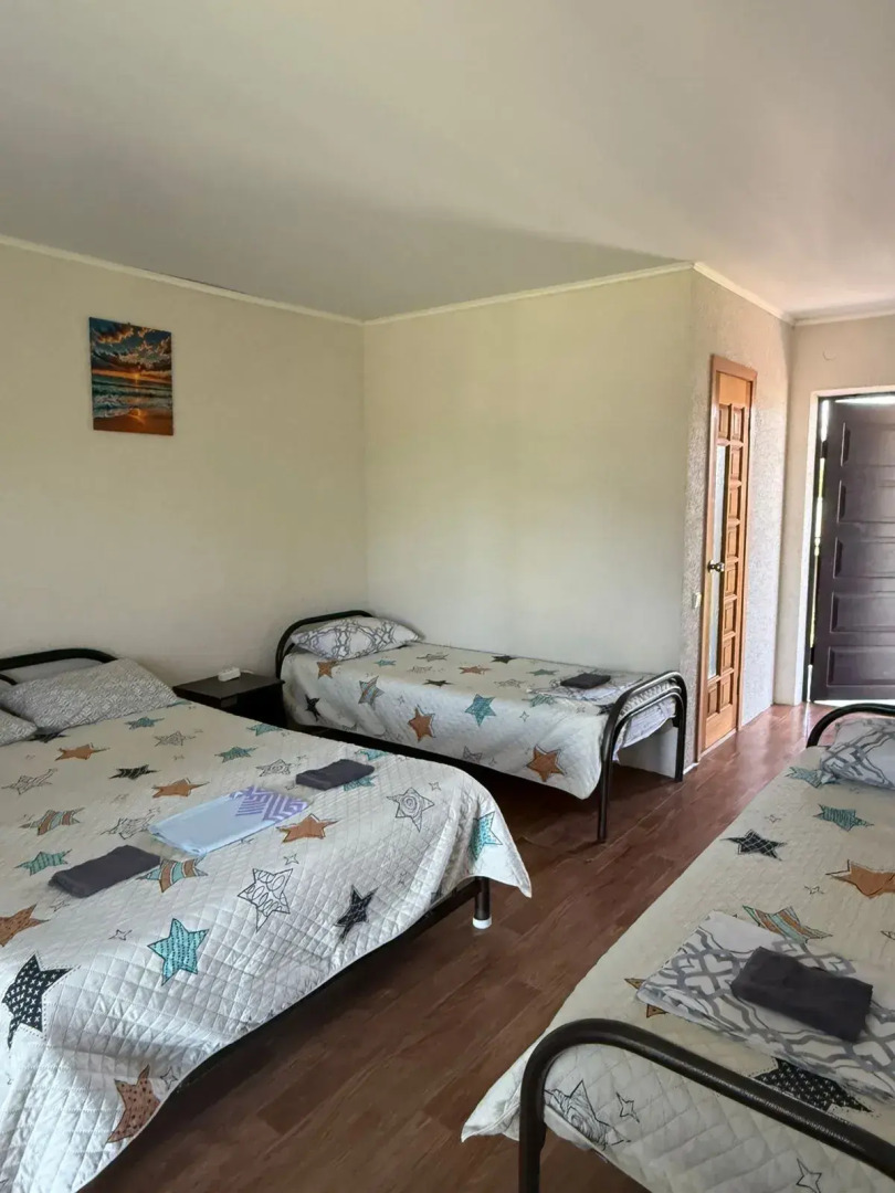 Гостевой дом с бассейном Уральский