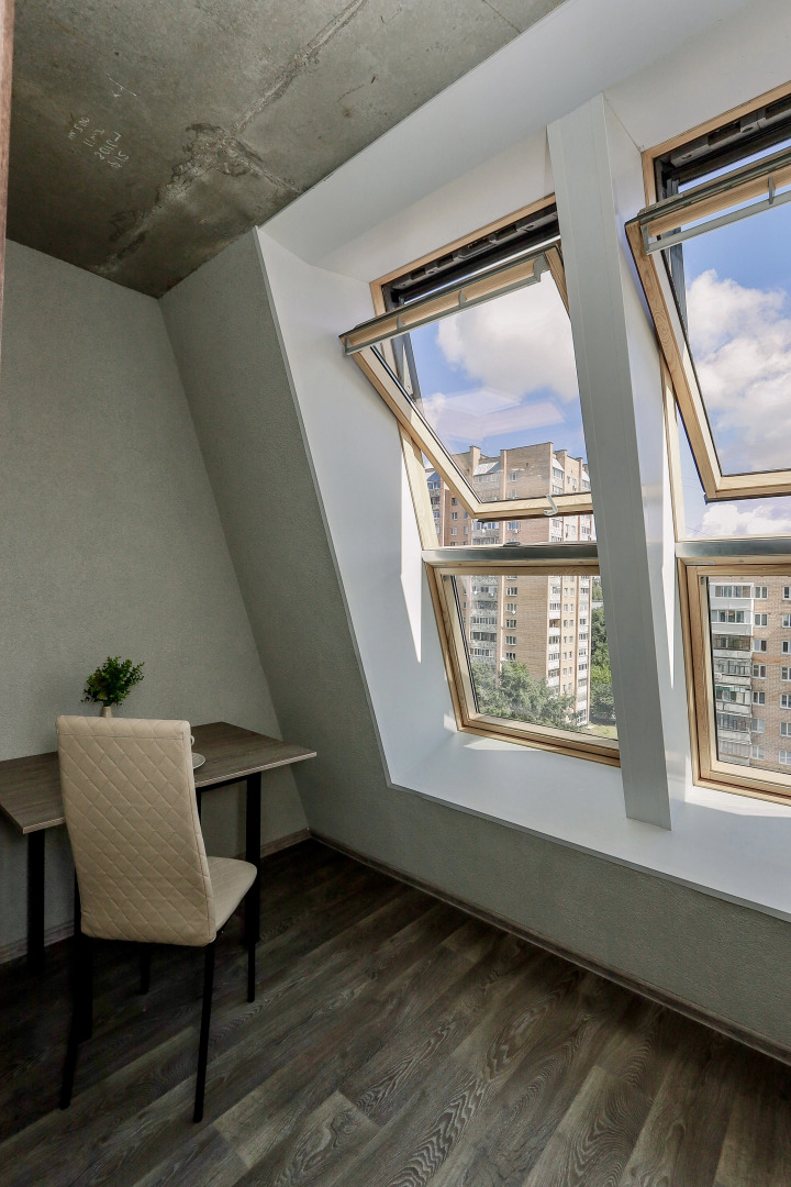 Трехместные апартаменты с Балконом и Видом на Озеро