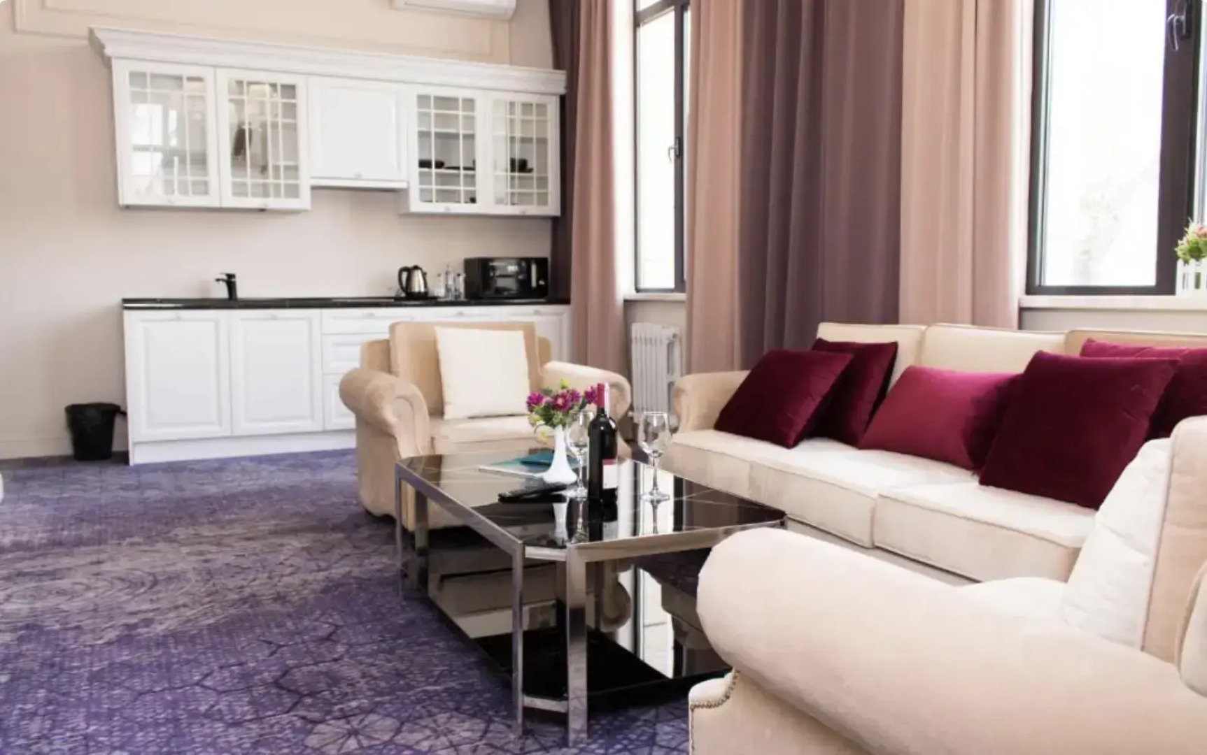 Отель Madison Ave