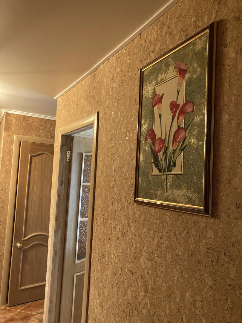 Великолепная трехкомнатная квартира в самом центре Тулы