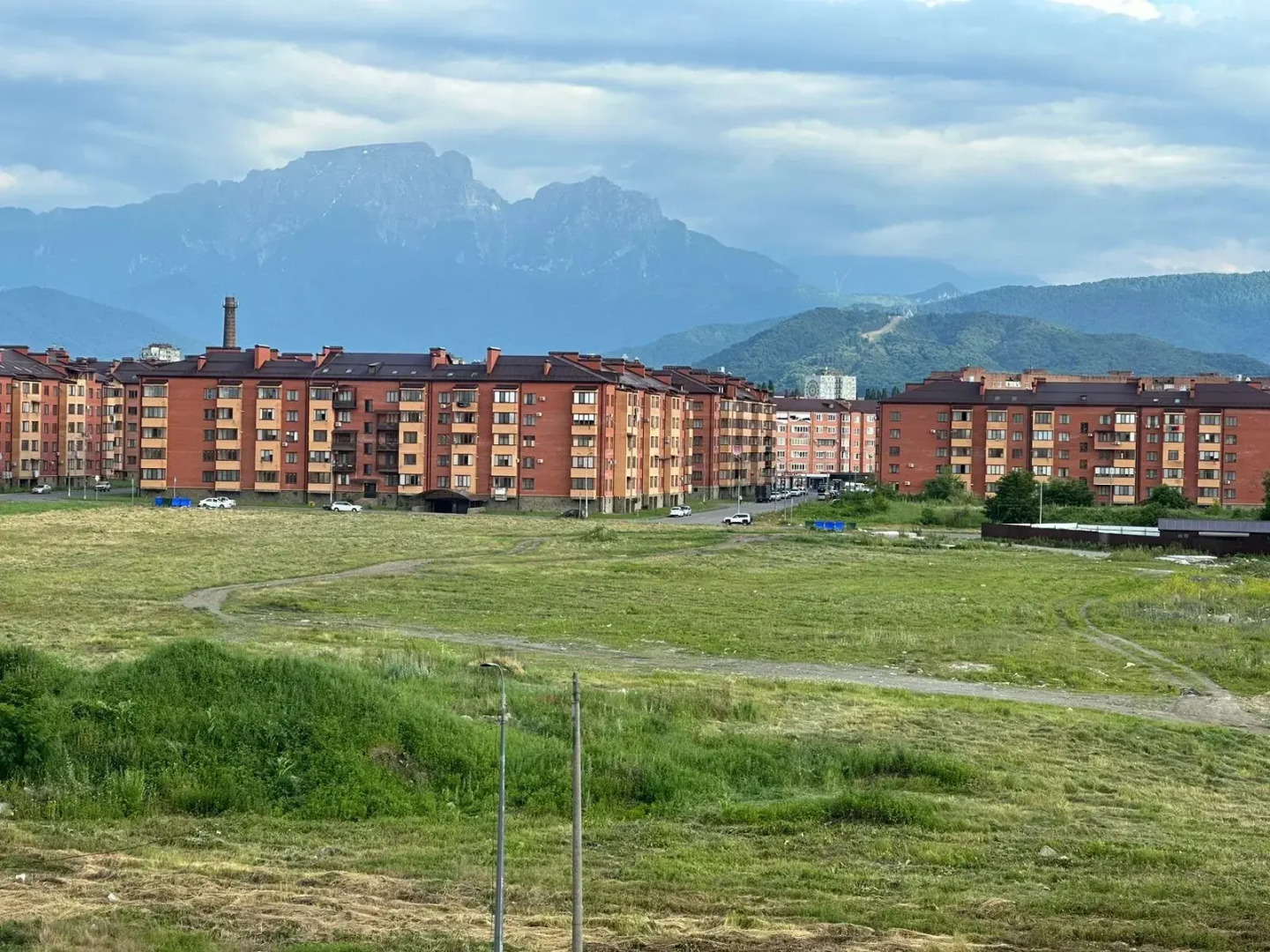 Квартира Стильная Студия с Видом на Горы