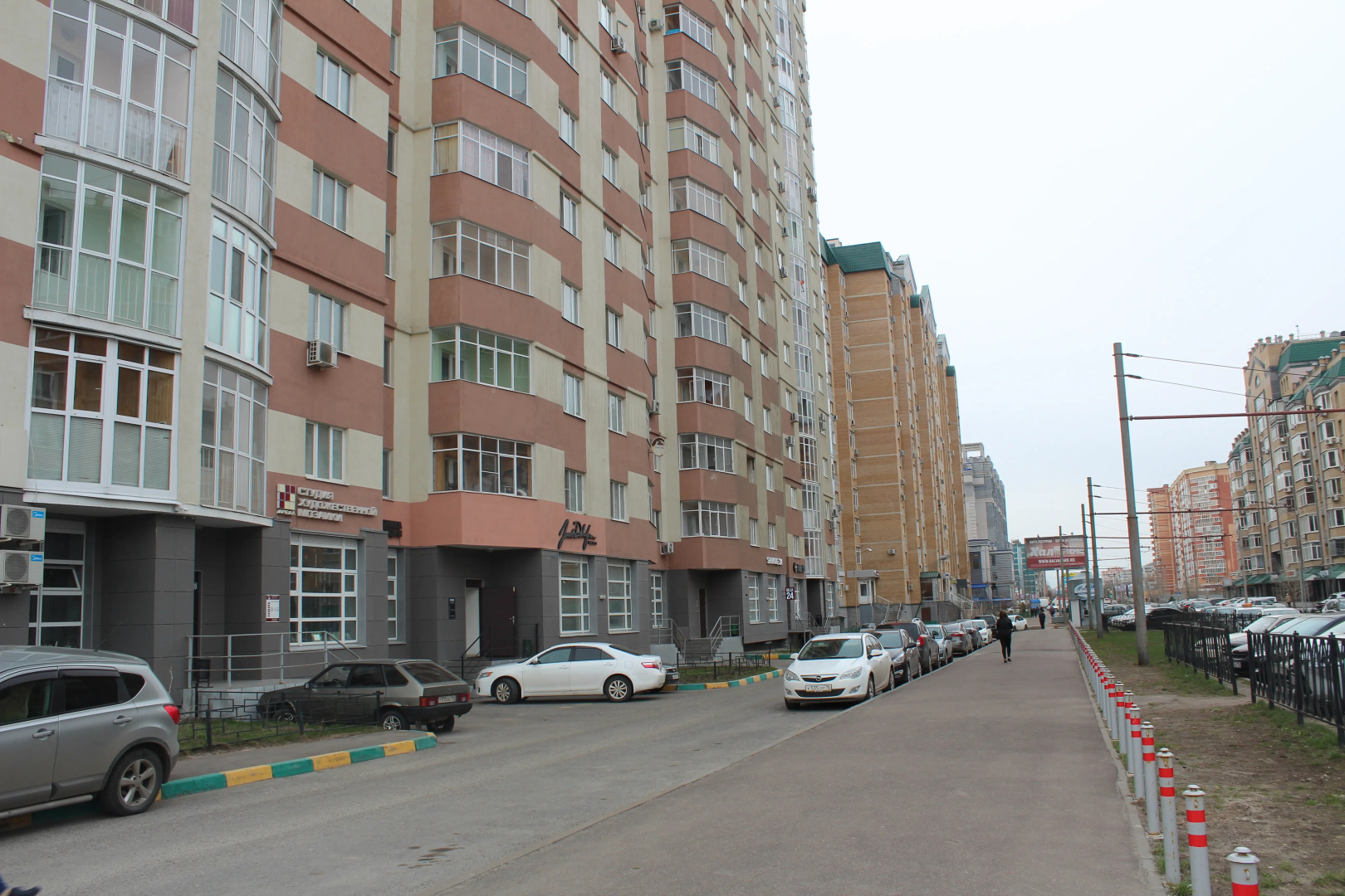 Жилые помещения Na Adoratskogo, 1A