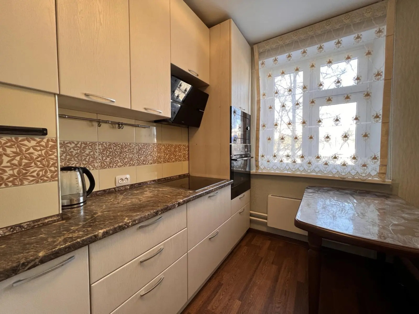 Квартира Двухкомнатная в Центре Ноябрьска