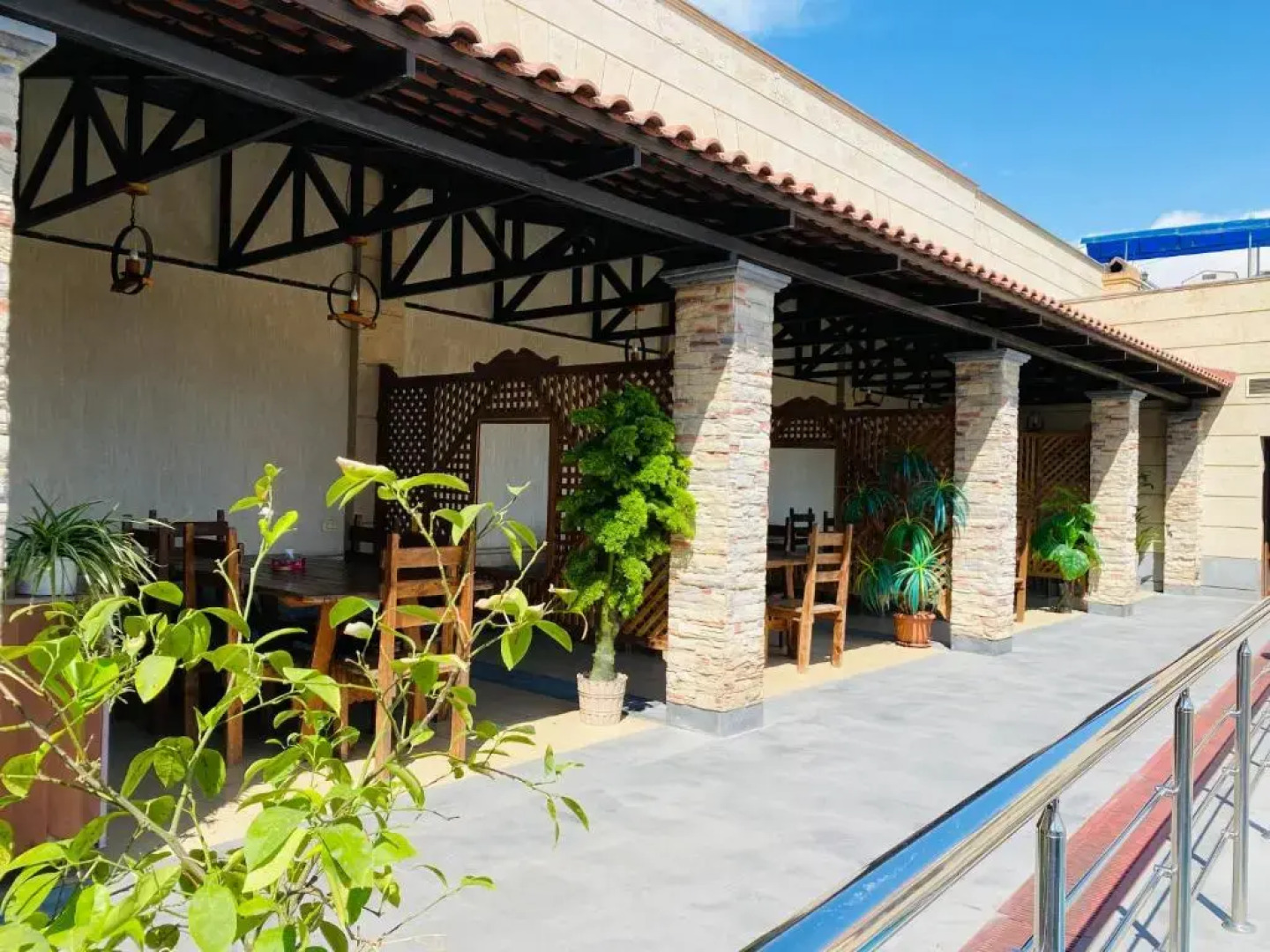 Отель Grand Hills