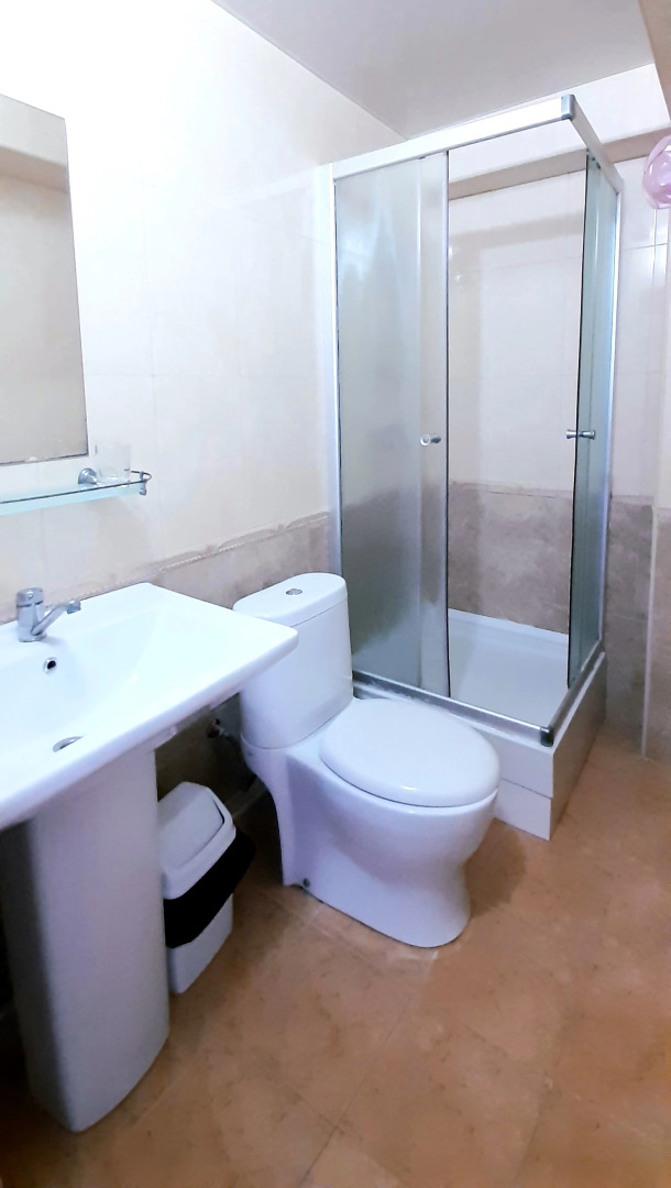 Курортный отель Корона