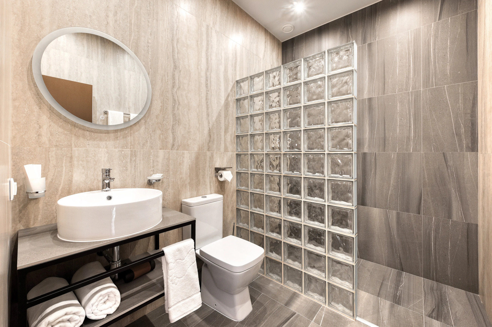 Отель Тесла