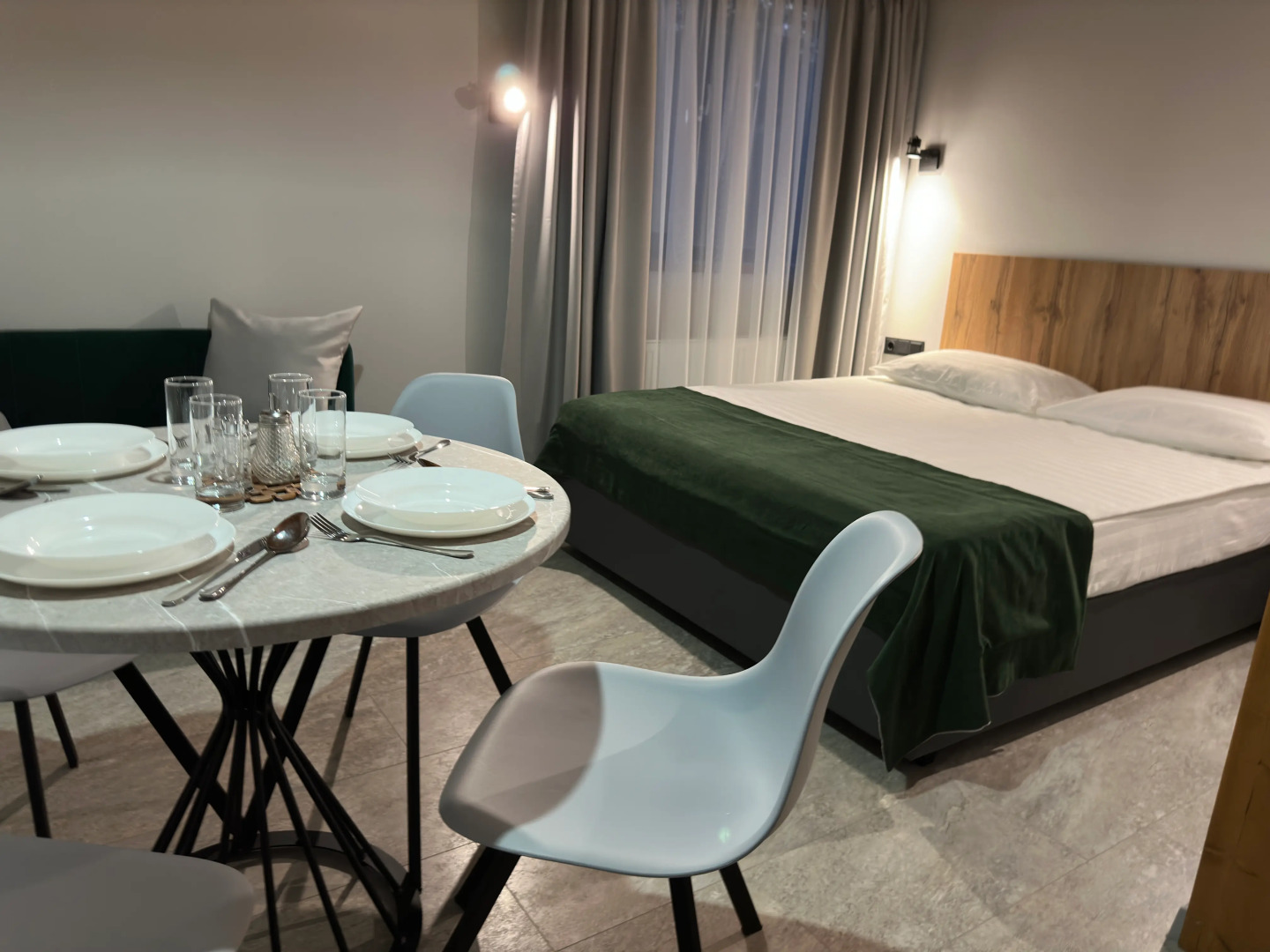 Отель Озеро