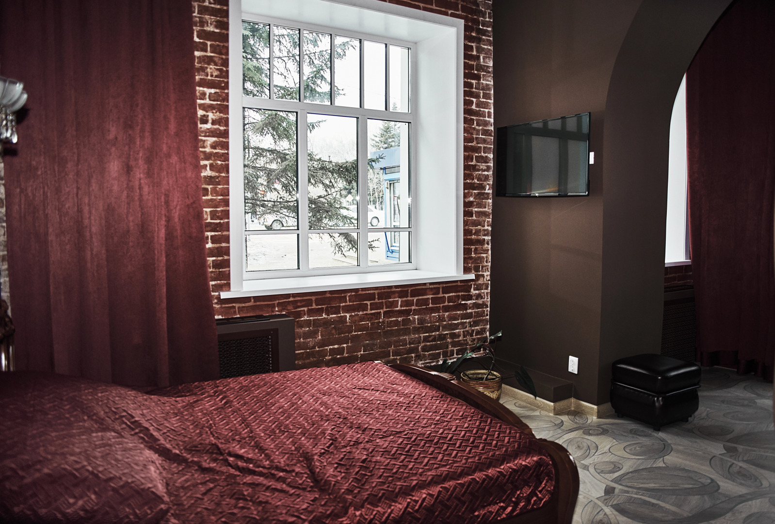 Отель Империал