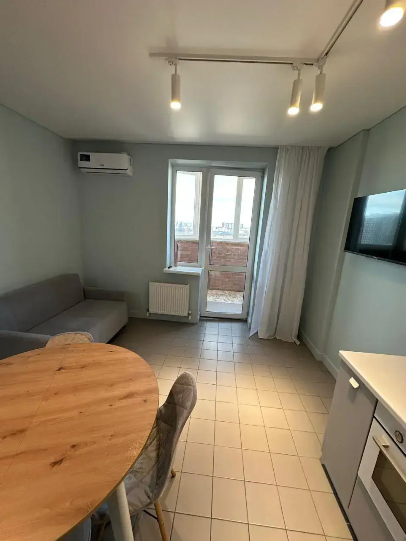 Квартира 2-к. квартира, 75 м², 3 кровати