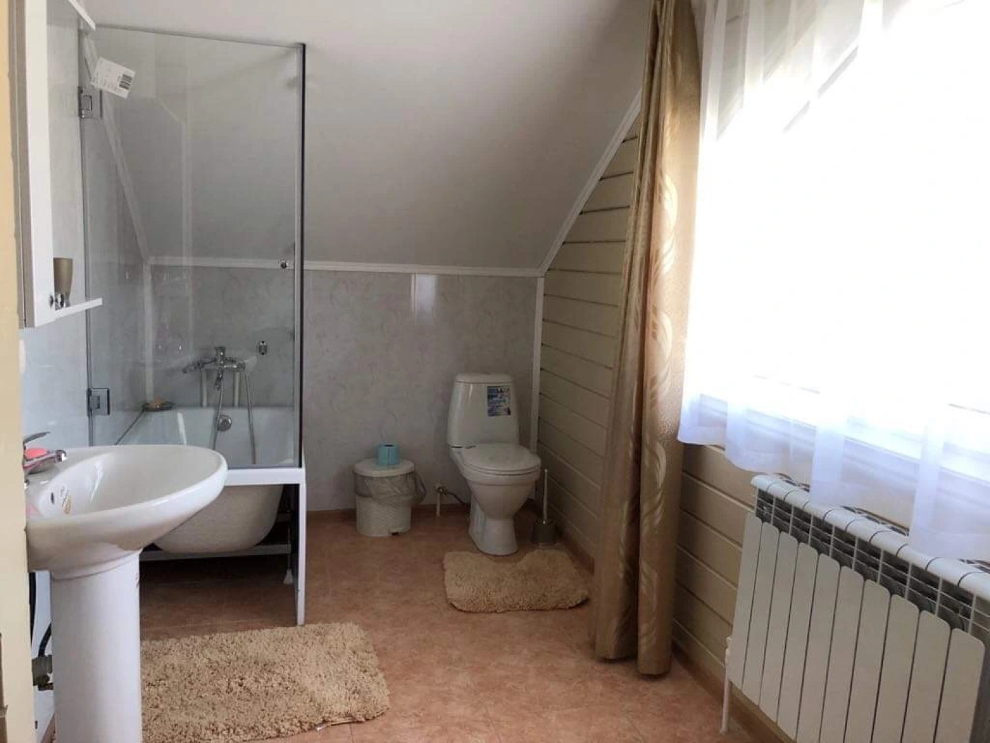 Гостевой дом Коттеджи в аренду Береговая 40