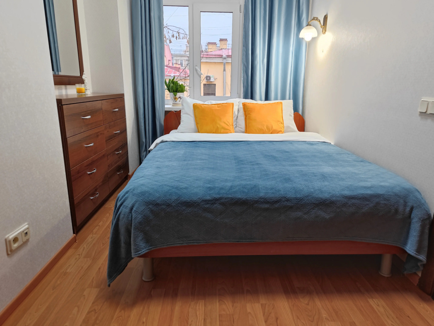 Квартира на пешеходном бульваре Васильевского острова