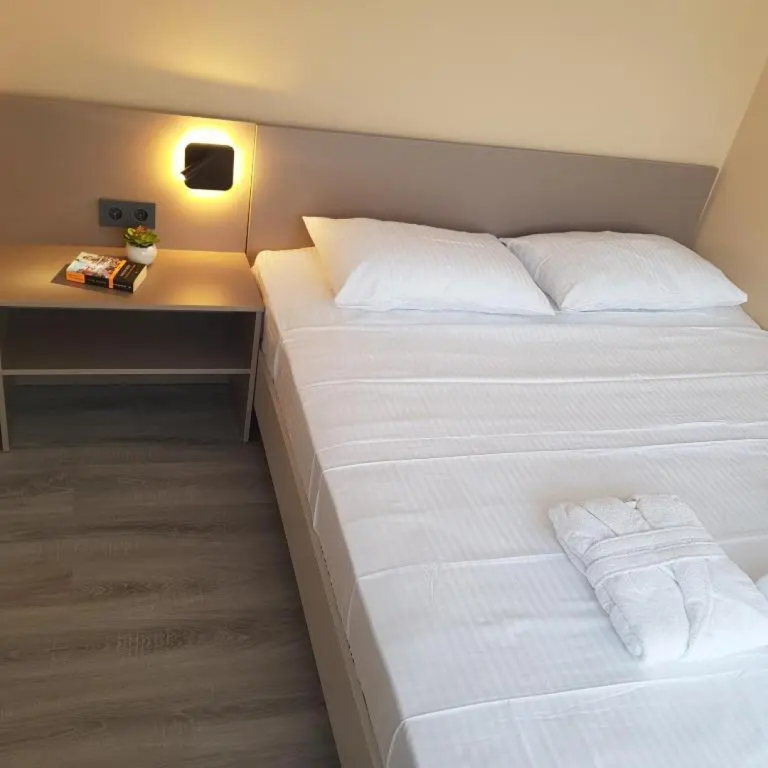 Отель Чёрный Слон