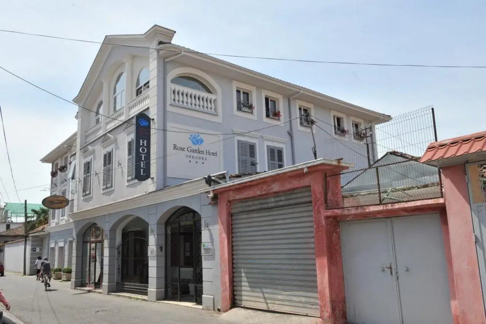 Отель Rose Garden