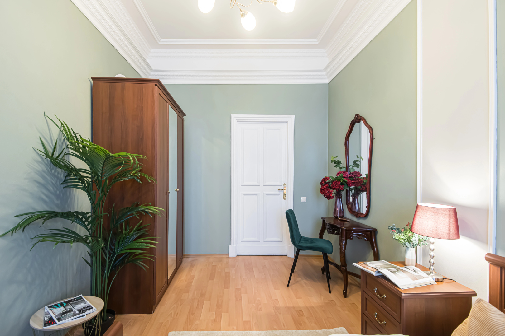 Квартира GM Apartments в Сталинской высотке