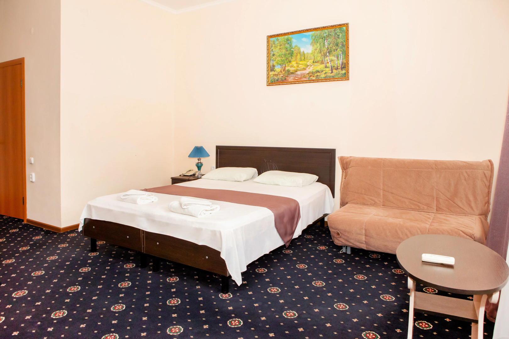 Отель Максимус