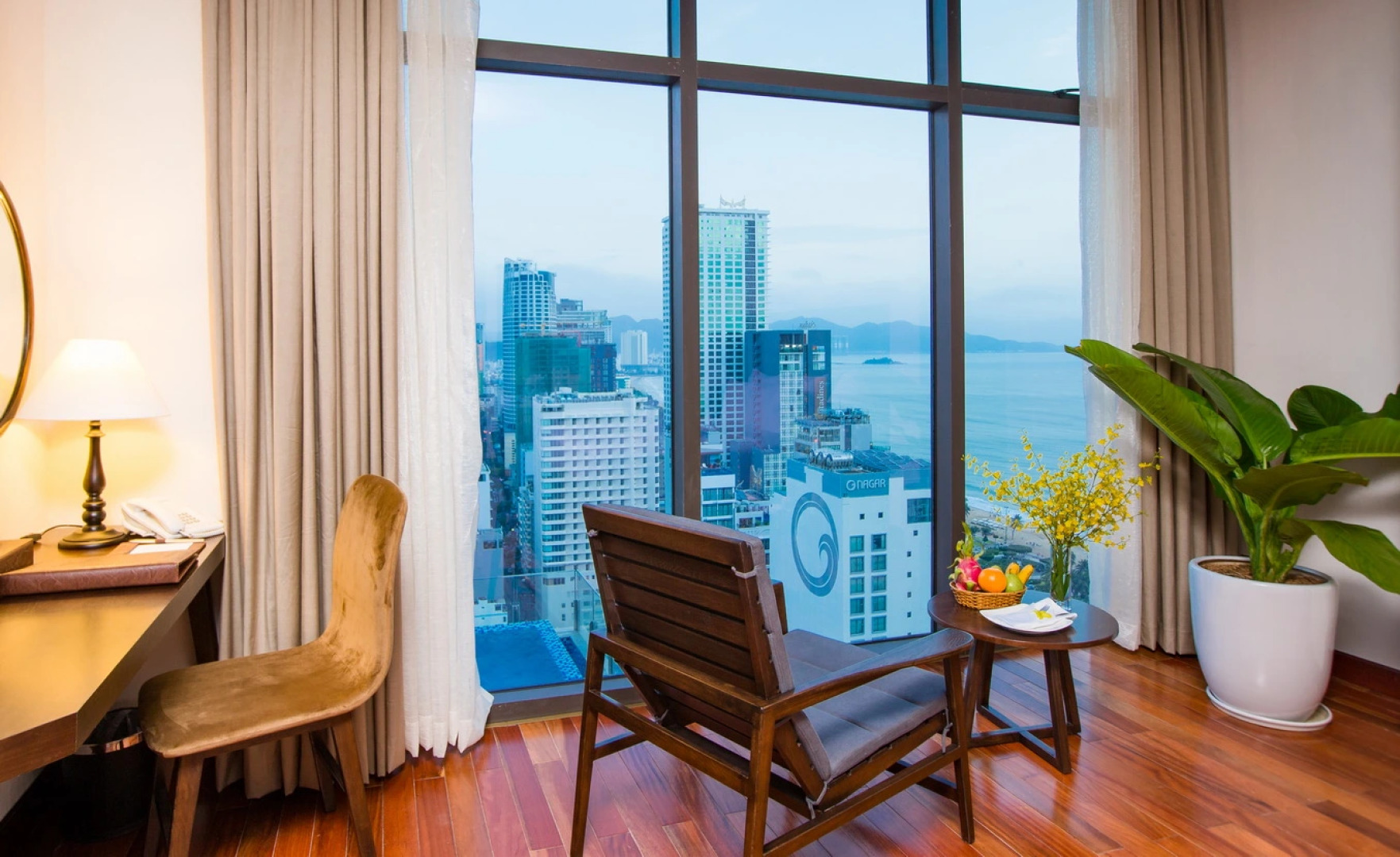 Отель Green Beach Nha Trang