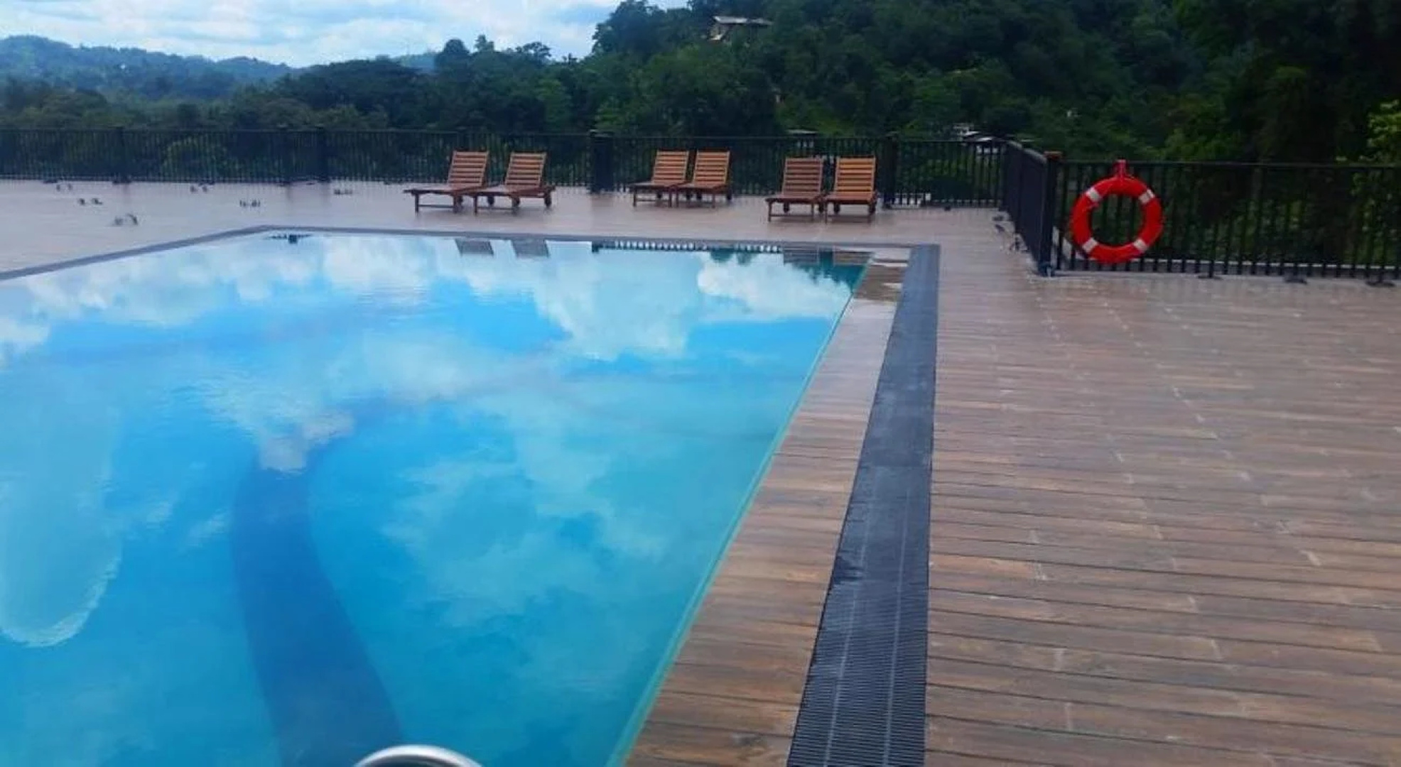 Oak Ray Regency Hotel