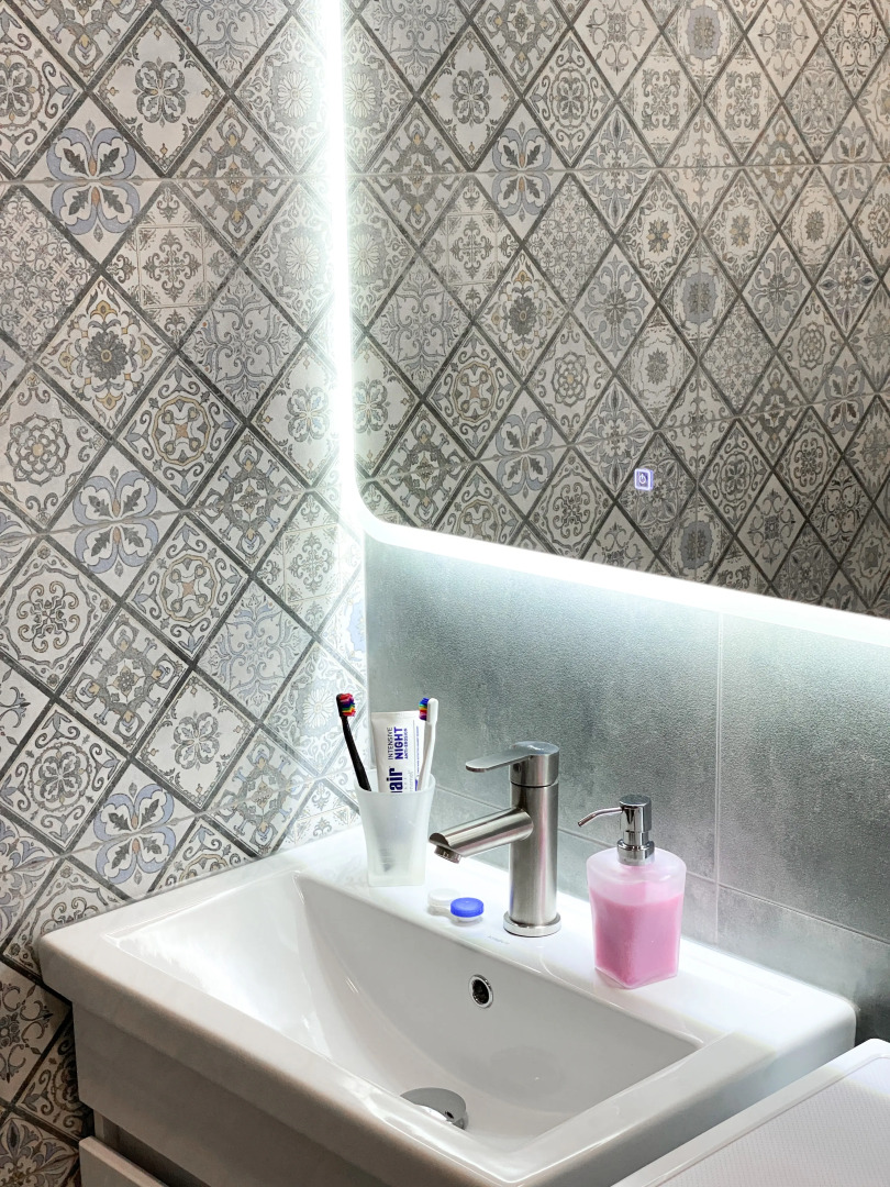 Апартаменты-студия 30 кв.м. с кроватью и балконом, с 3 по 6 этаж