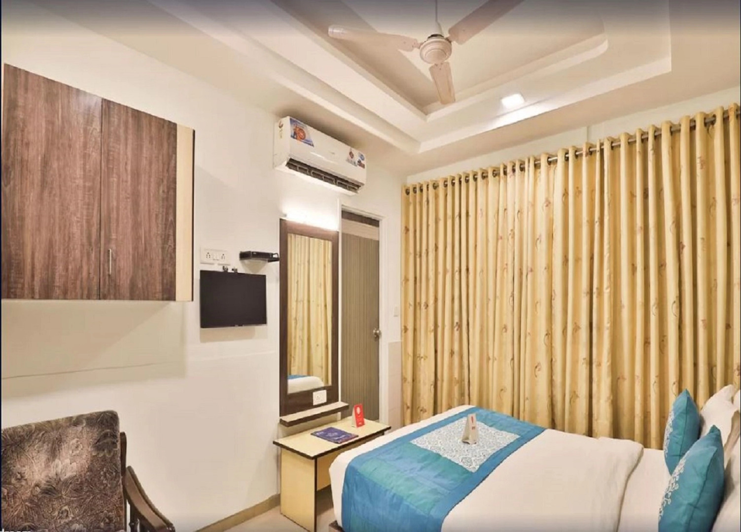 Отель Legend Inn