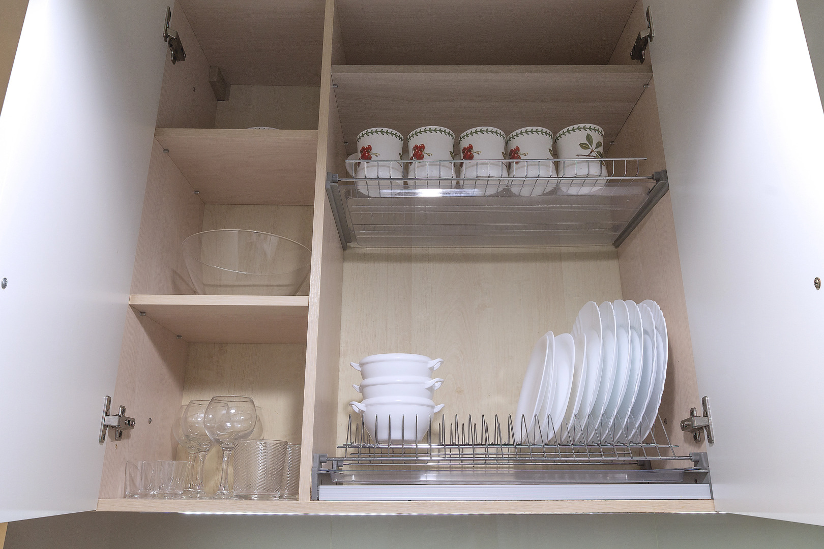 Апартаменты GoldenRing Snow White Studio