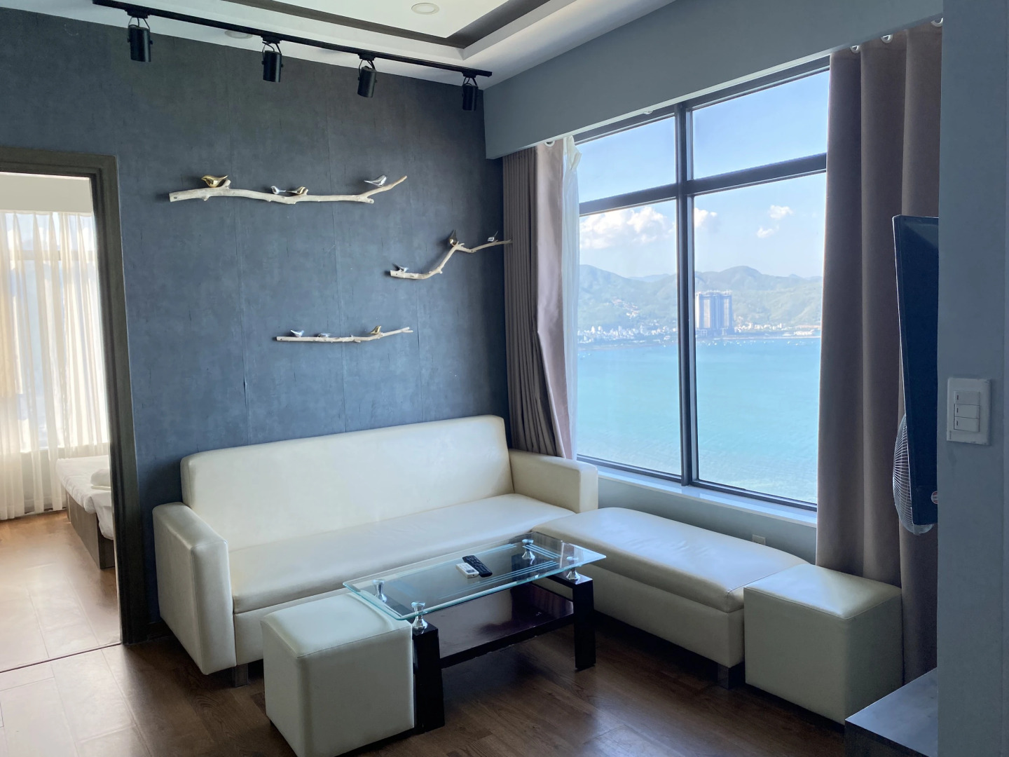 Апарт-отель Oceans Apartment Sea View
