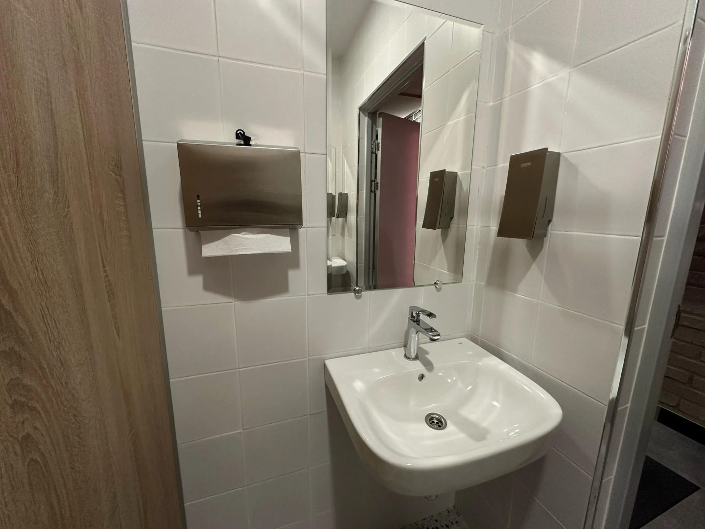 Отель Эконом-класса Город N