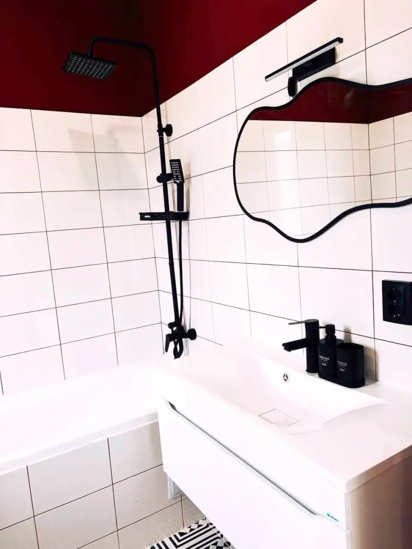 Частный дом с бассейном и баней