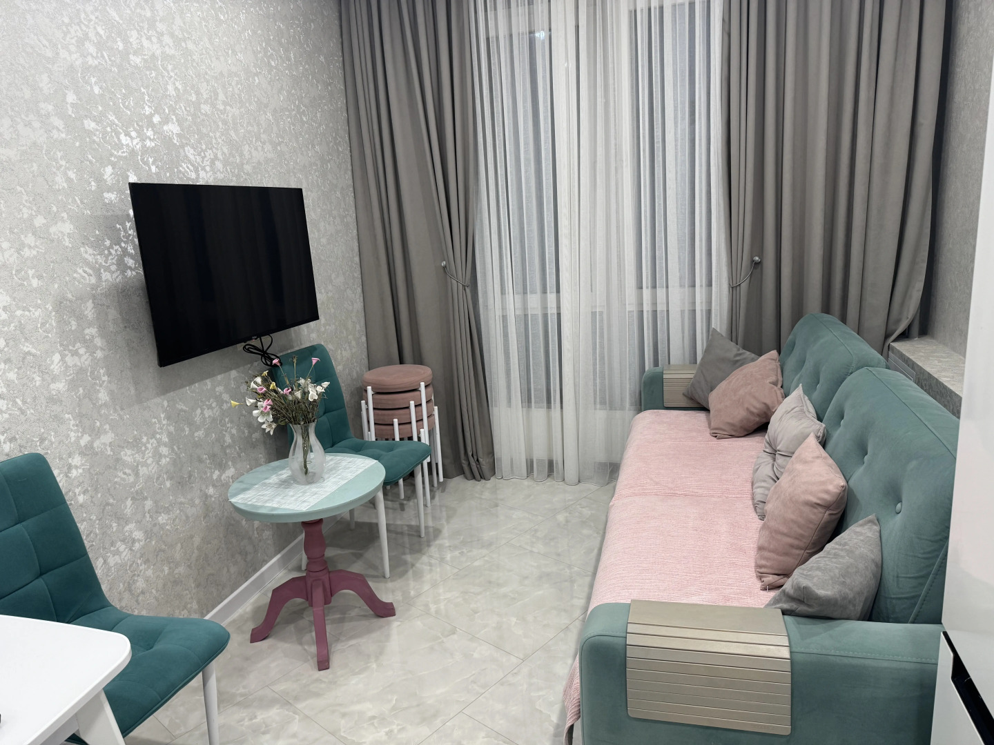 Квартира евро 2-ка посуточно в элитном ЖК Эсфера Сити