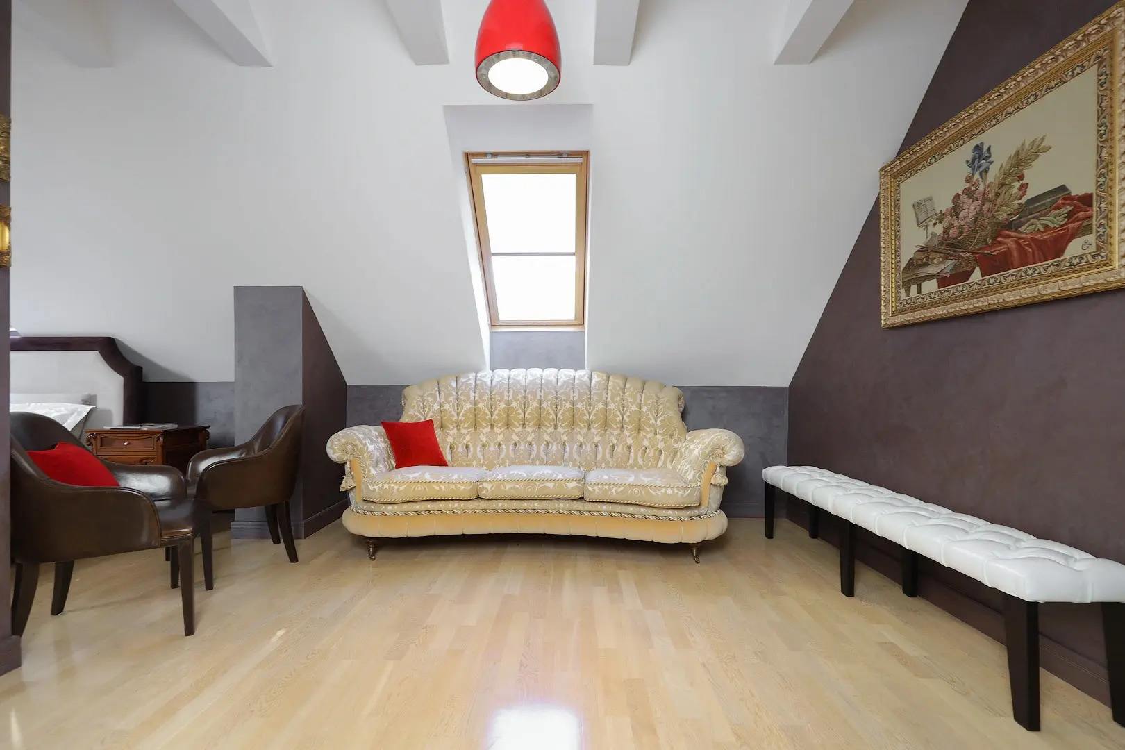 Квартира 2 уровня на Аптечной