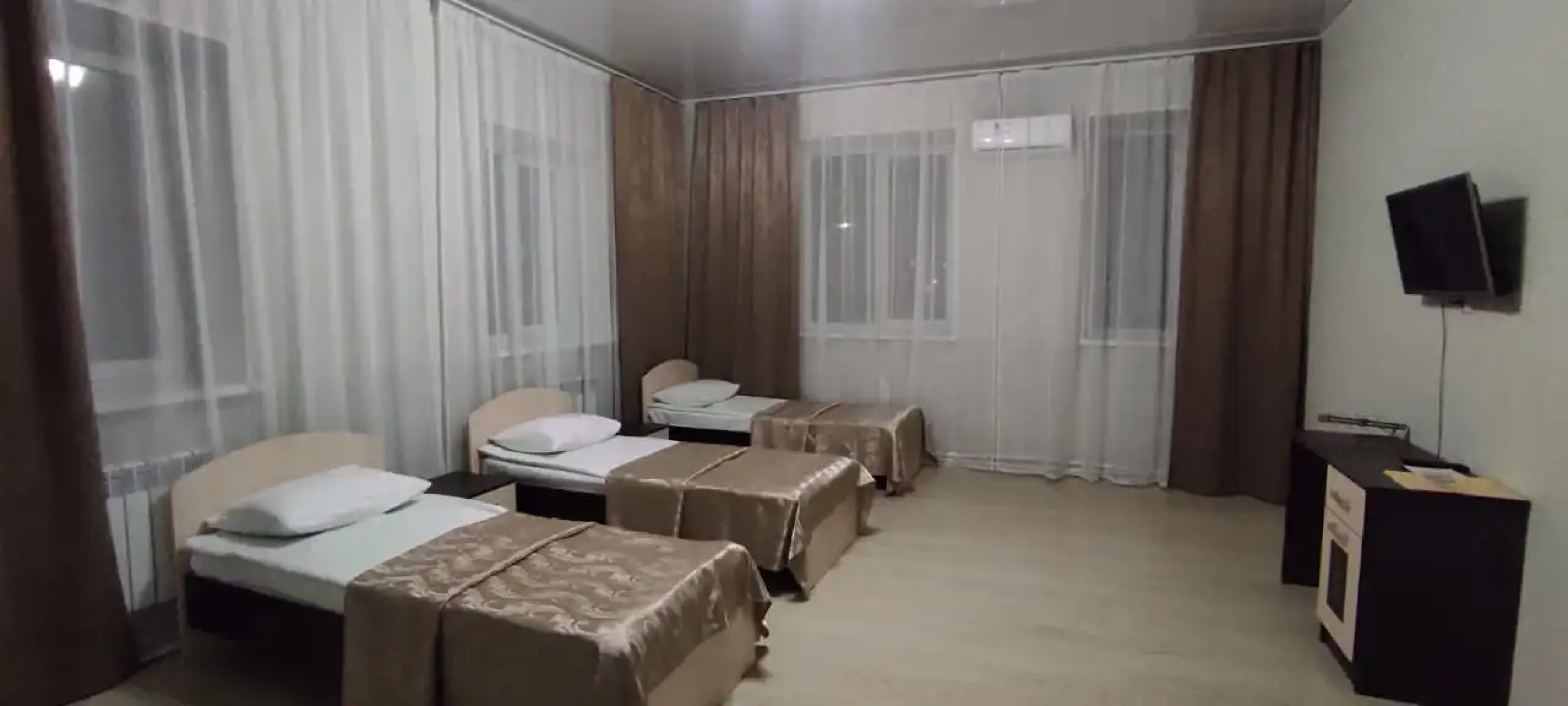 Отель Октябрьский