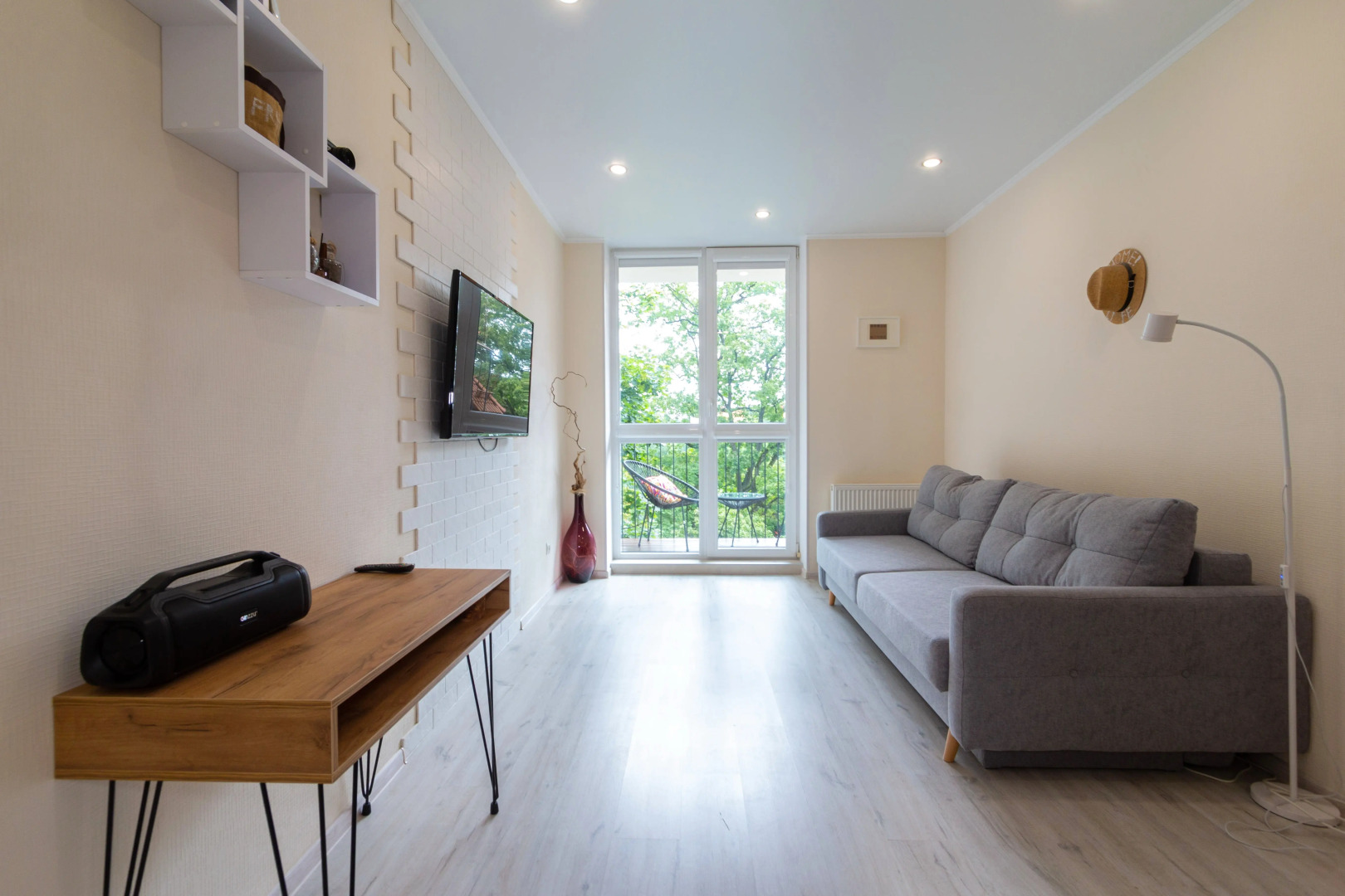 Двухкомнатная квартира Арт в Светлогорске  2  в 750 м от моря