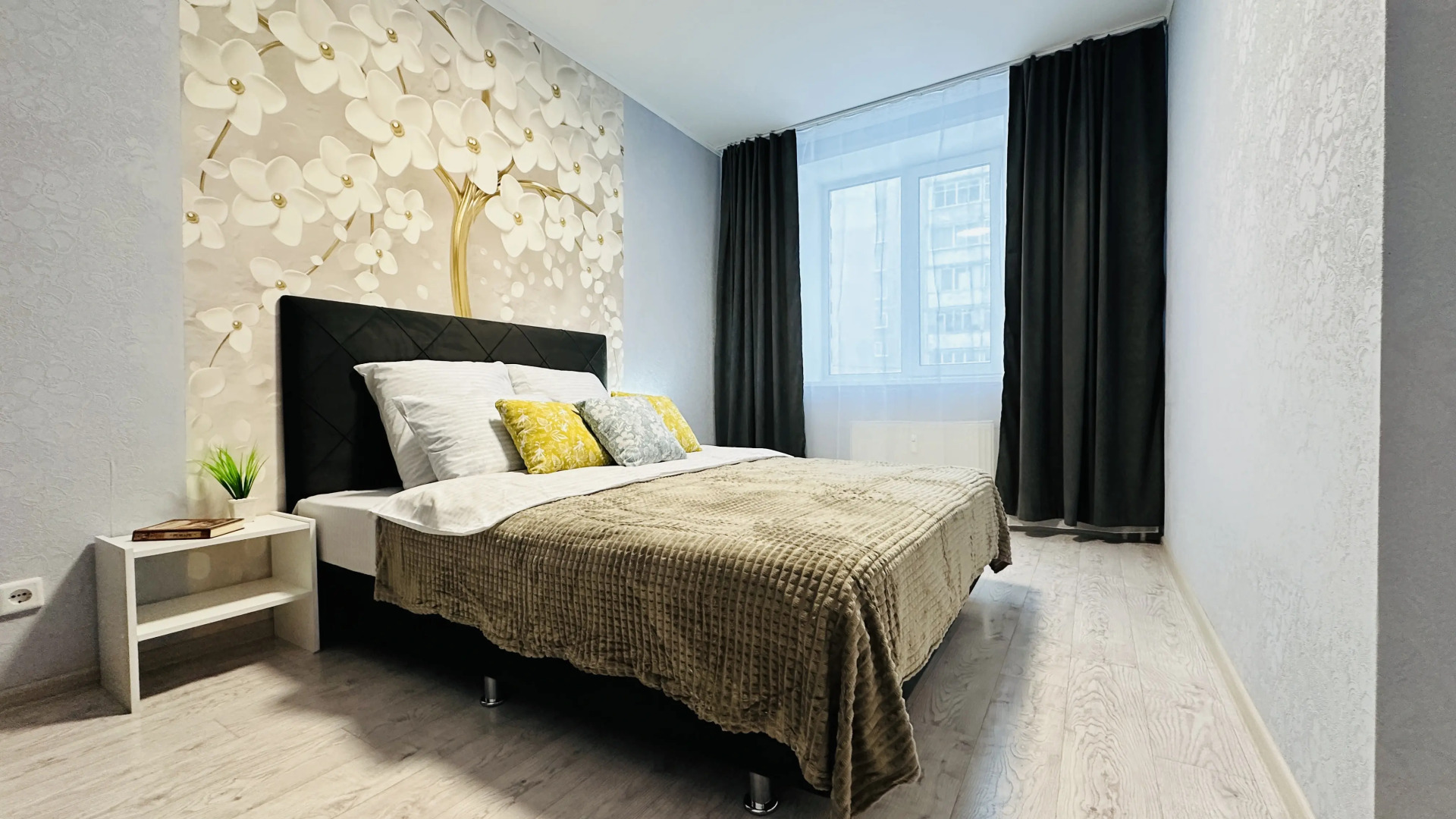 Квартира Большая Однокомнатная у Балатовского парка